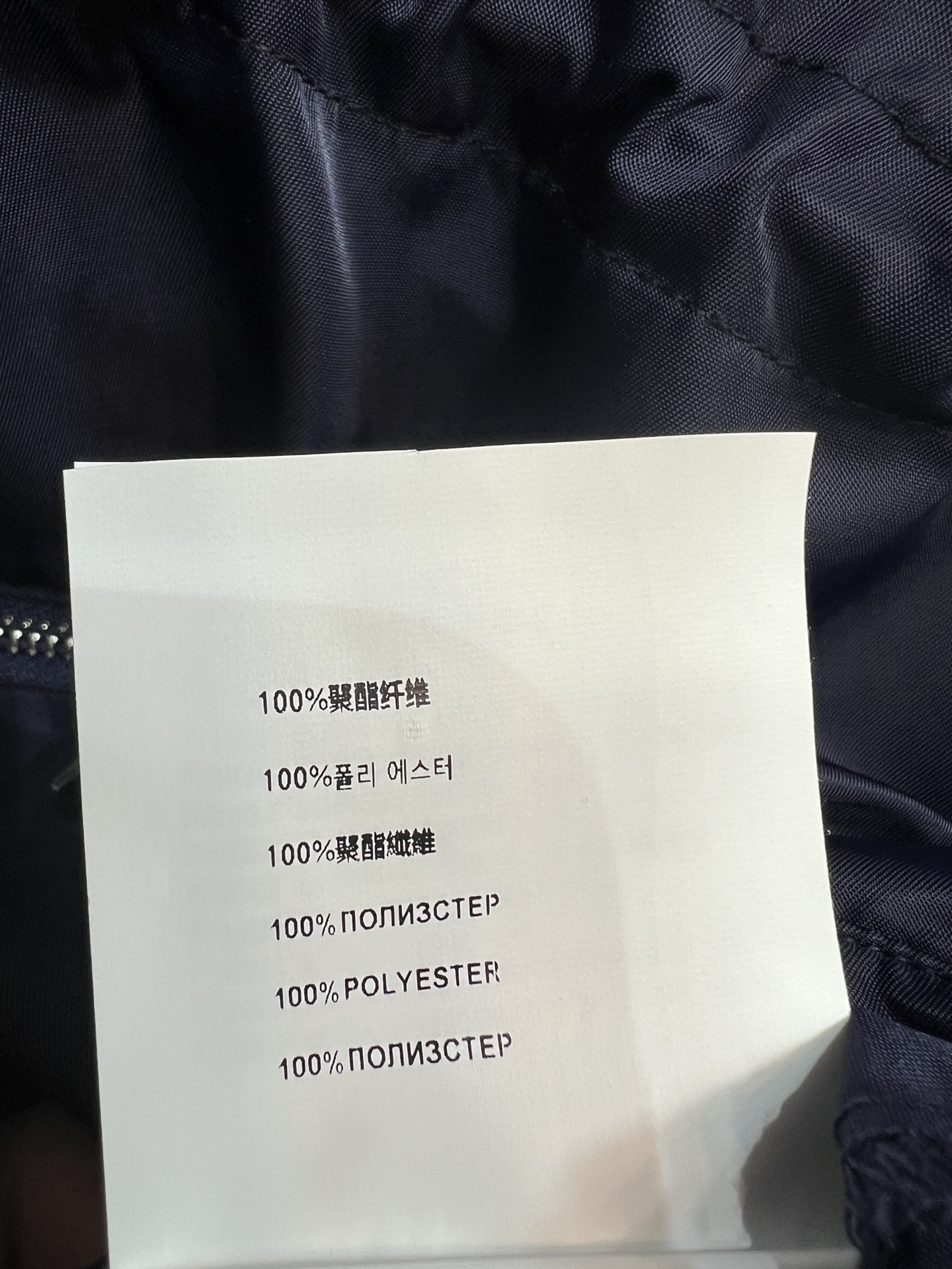 MIU家 26春夏新款 连帽收腰连衣裙 连帽抽绳设计+抽绳收腰 大口袋工装版型 半拉链设计 随性松弛不呆