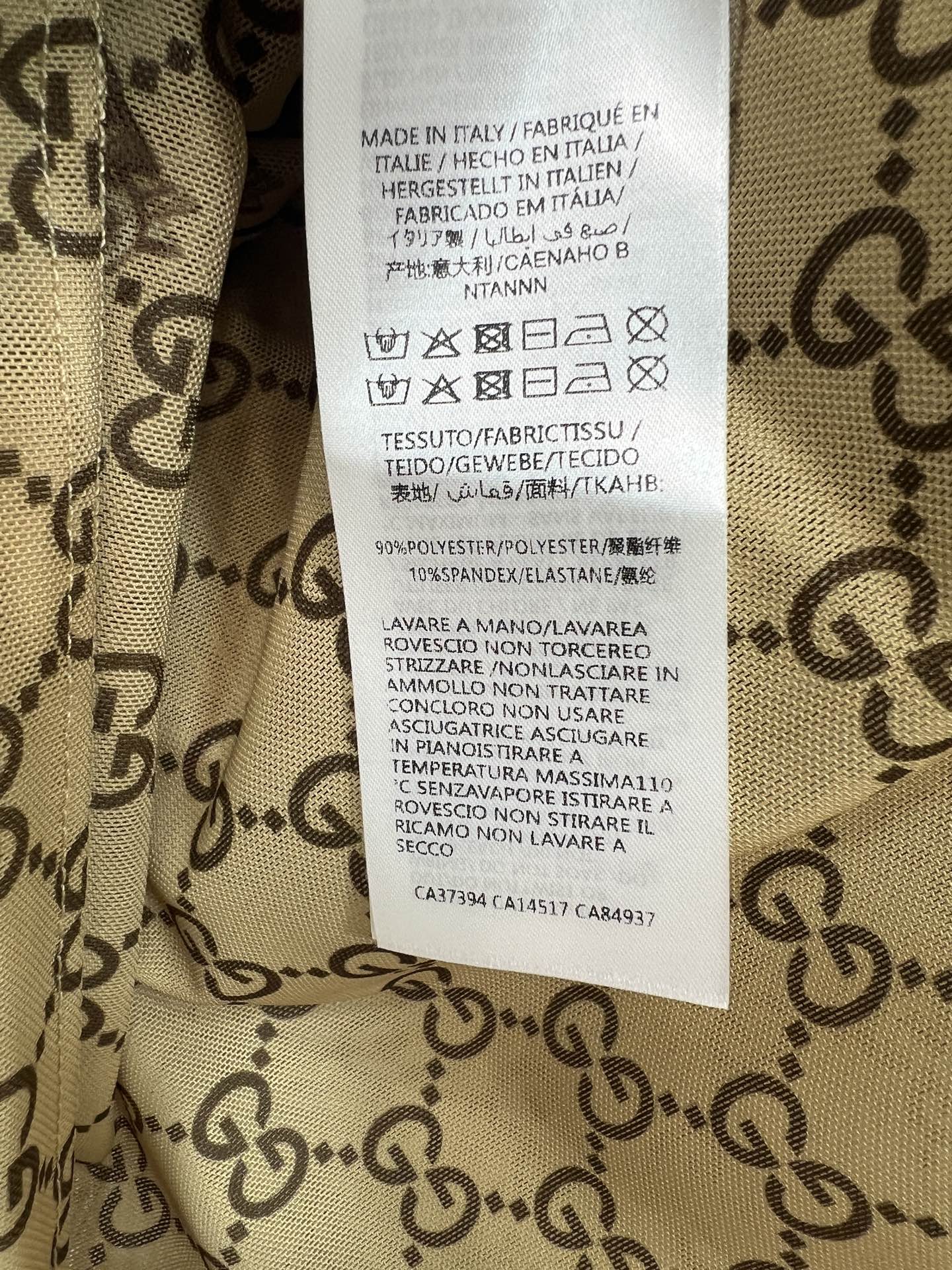 G家 26春夏新款 老花短袖T恤 经典GG提花面料 轻薄软糯 透气垂顺 圆领短袖设计 宽松正肩版型修饰肩