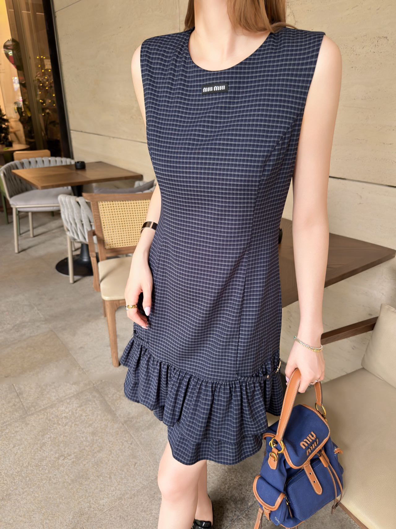 NO:804885,Upper body picture,,19860909上身图,,,Women's clothing