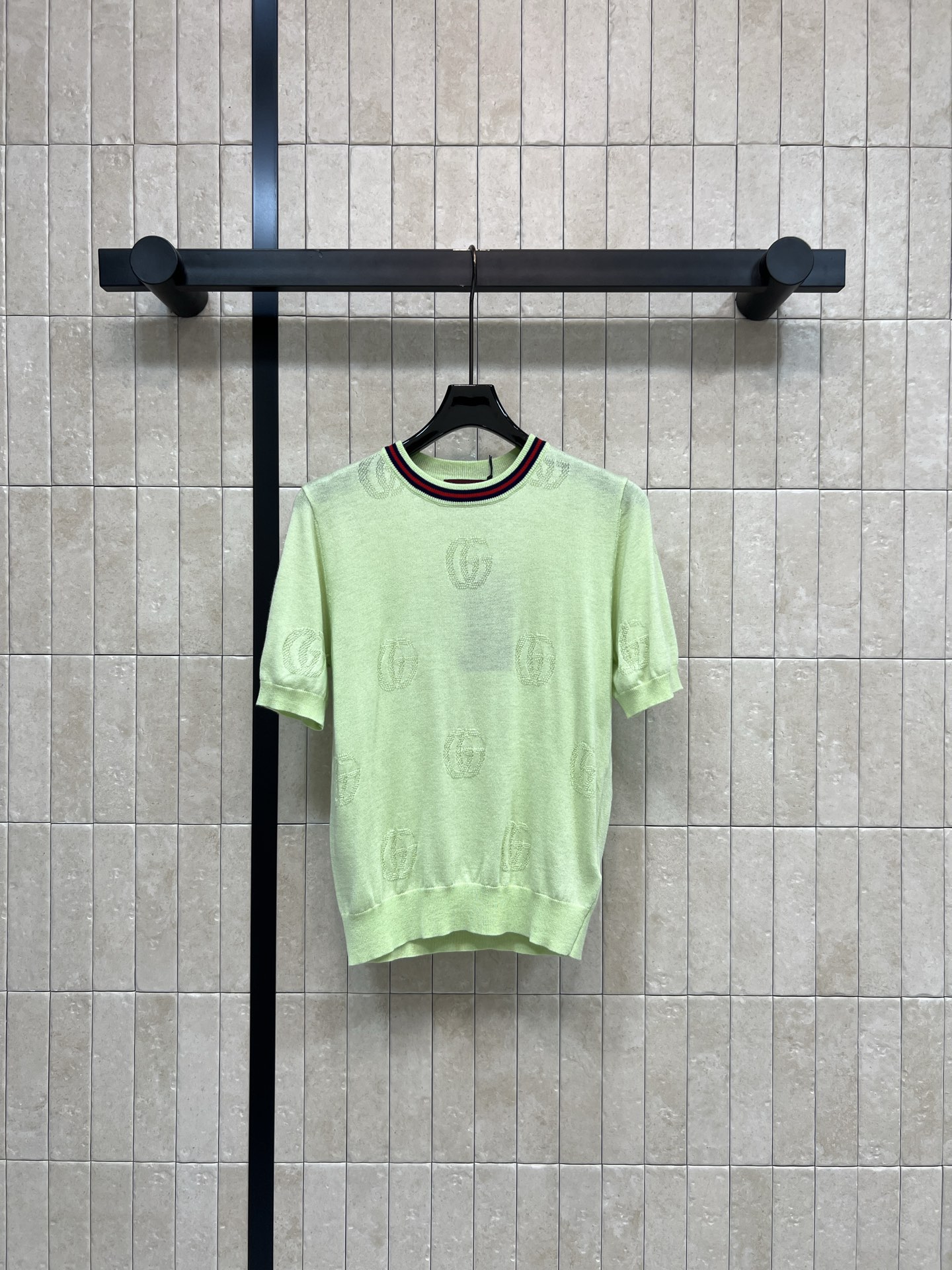 G家 26春夏新款 提花针织短袖 采用高品质羊毛 柔软又亲肤 春夏穿超舒服 搭配经典双G提花 品牌感满满