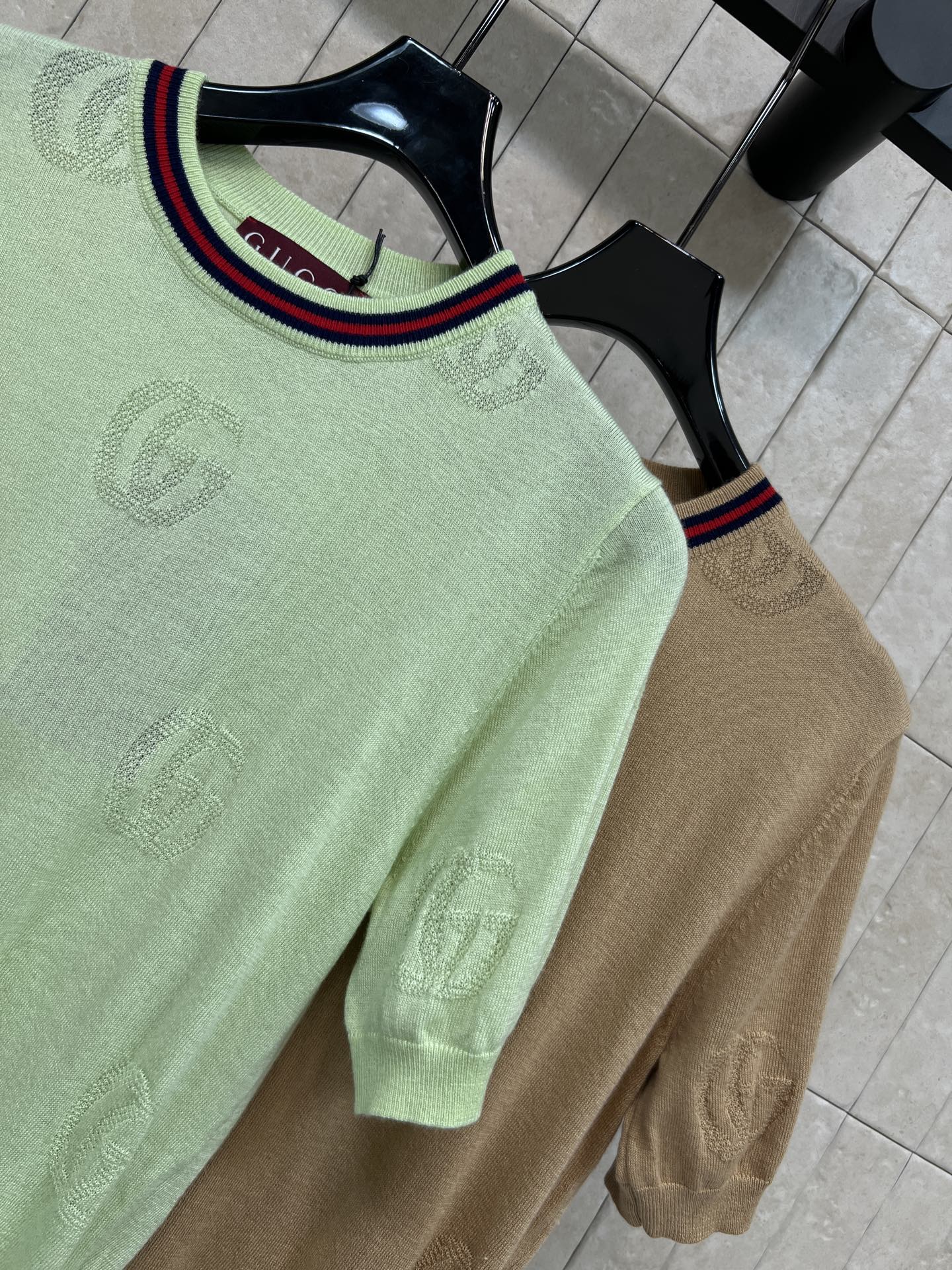 G家 26春夏新款 提花针织短袖 采用高品质羊毛 柔软又亲肤 春夏穿超舒服 搭配经典双G提花 品牌感满满