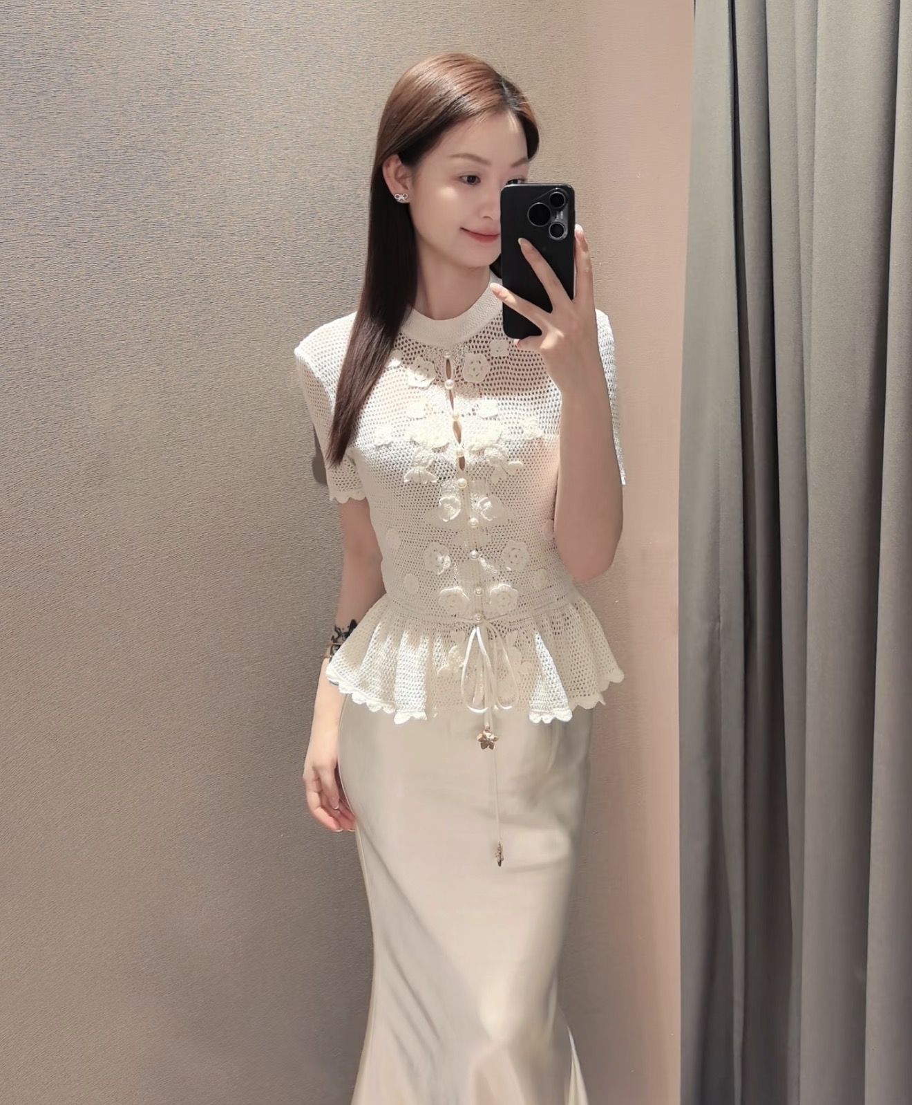 NO:805665,,,19860909,,,Women's clothing