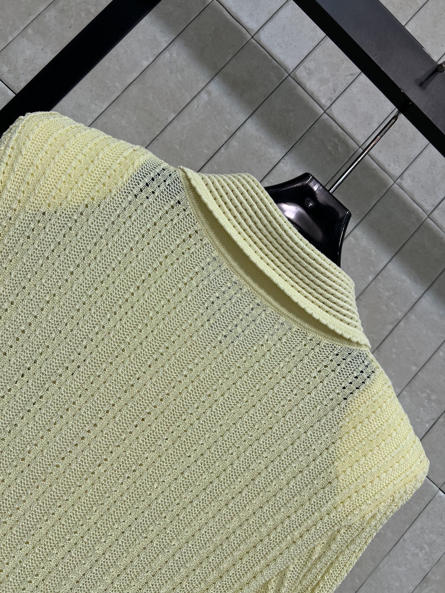 Self家 26春夏新款 针织连衣裙 翻领开衫+蕾丝半裙 针织面料软糯亲肤 蕾丝拼接细节满满 荷叶边+钻