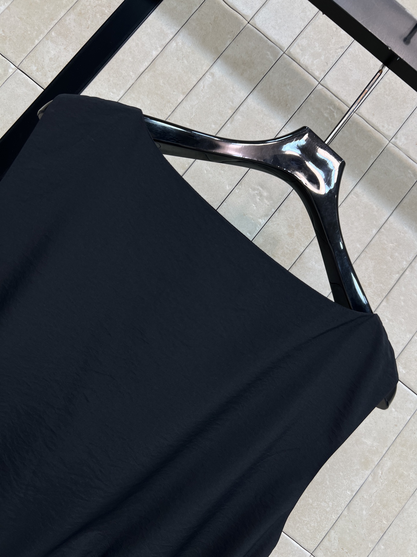 PD家 26 春夏新款 收腰抽绳背心裙 轻薄透气 春夏天穿超舒服 圆领无袖+抽绳收腰 伞裙下摆 修饰身形