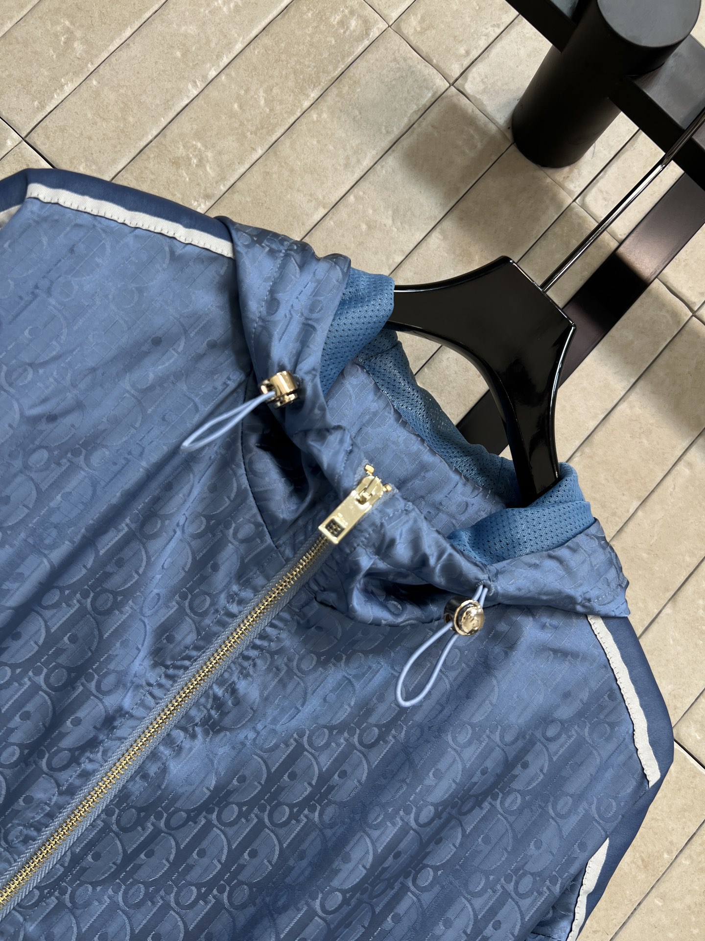 D家 26春夏新款 提花连帽套装 连帽外套+高腰短款 高质量纯棉面料 外套拉链+下摆抽绳 侧边品牌织带 