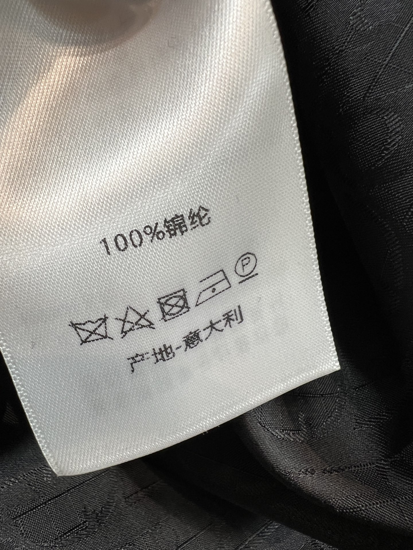 D家 26春夏新款 提花连帽套装 连帽外套+高腰短款 高质量纯棉面料 外套拉链+下摆抽绳 侧边品牌织带 