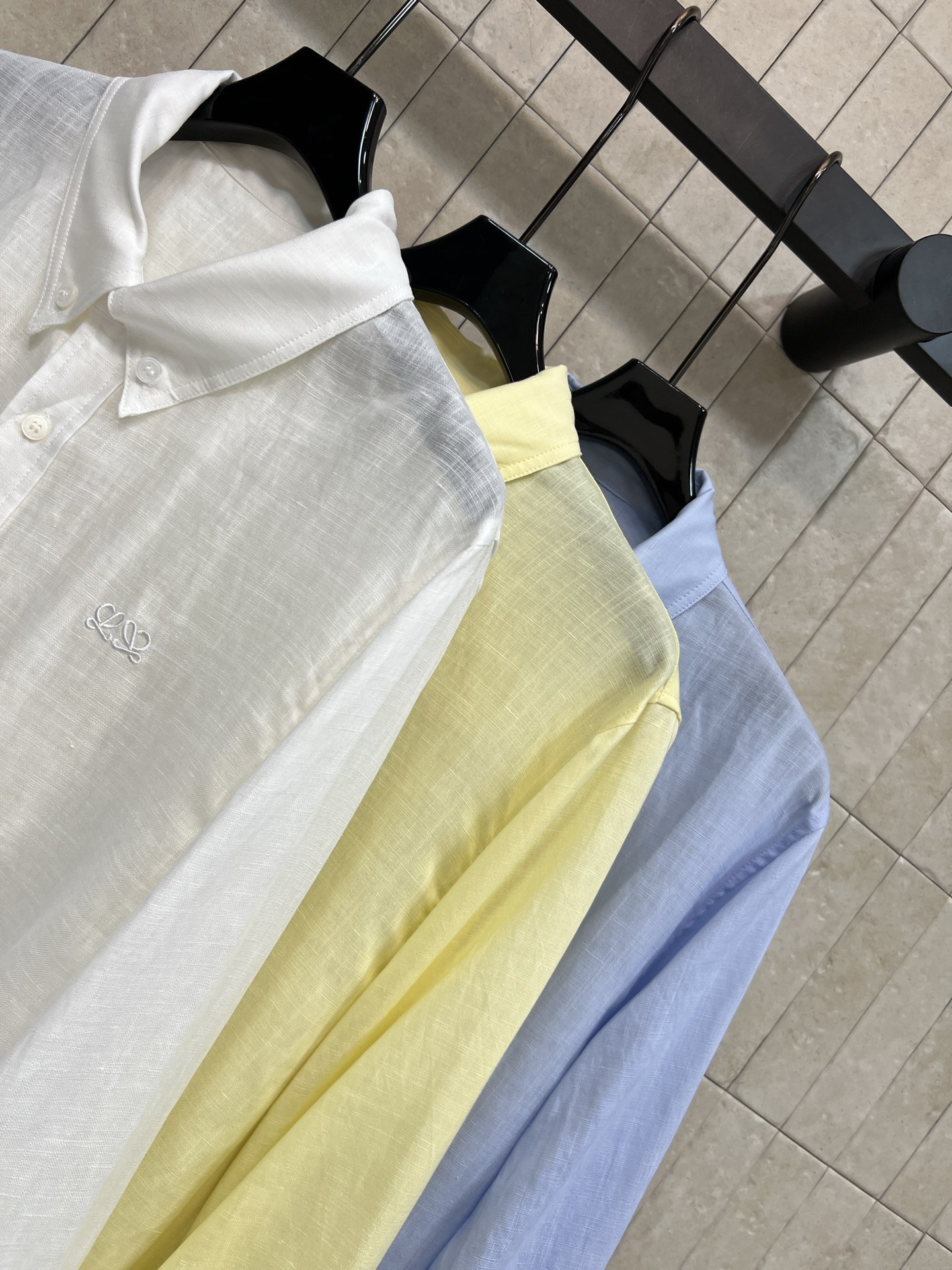 LW家 26春夏新款 翻领长袖衬衫 宽松版型+经典翻领 简约百搭 轻松打造松弛感穿搭 亚麻自带自然肌理 