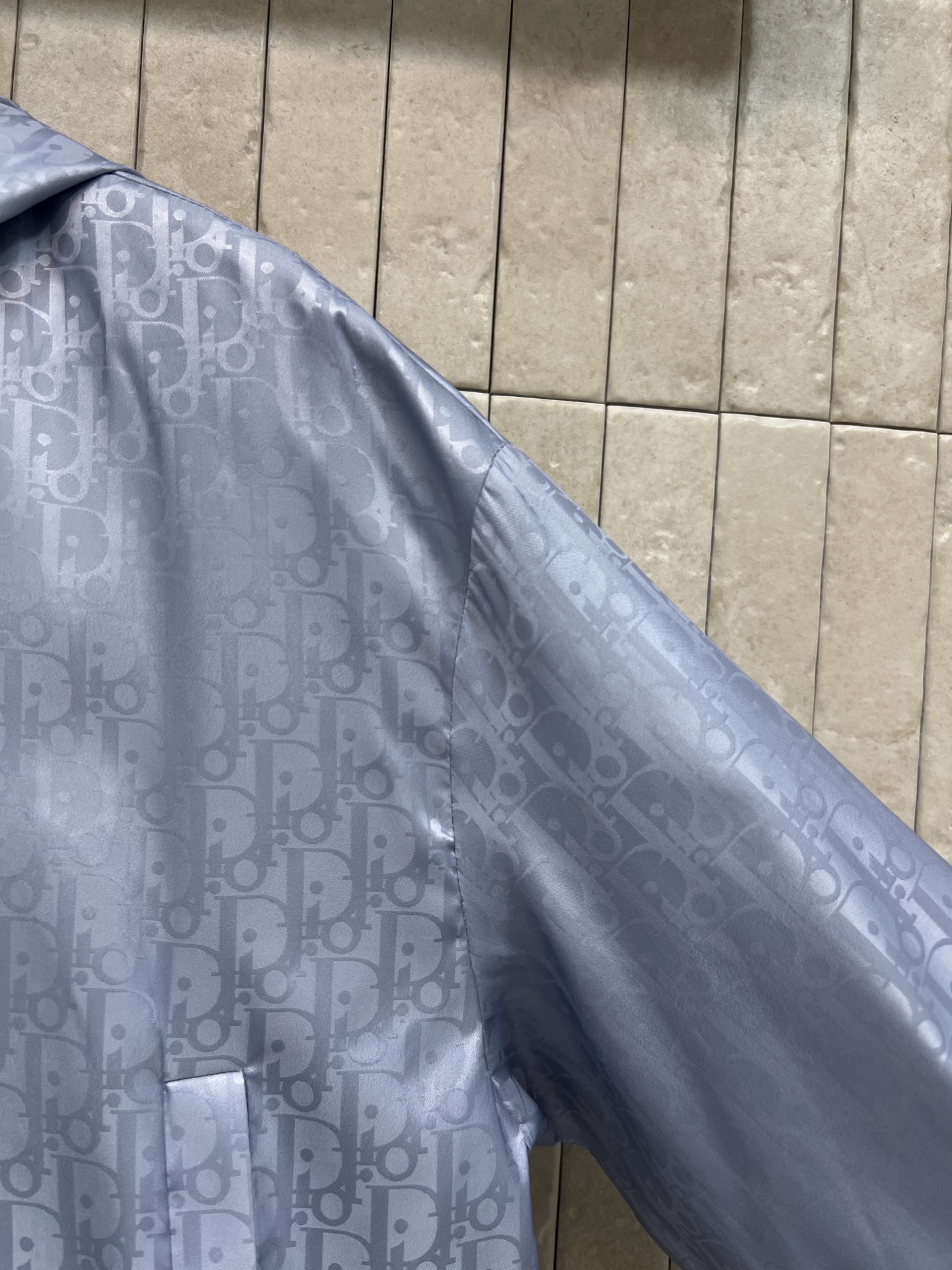 D家 26春夏新款 印花连帽外套 短款宽松版型+连帽设计 实用又时髦 颜色清新百搭 面料轻薄透气 自带品