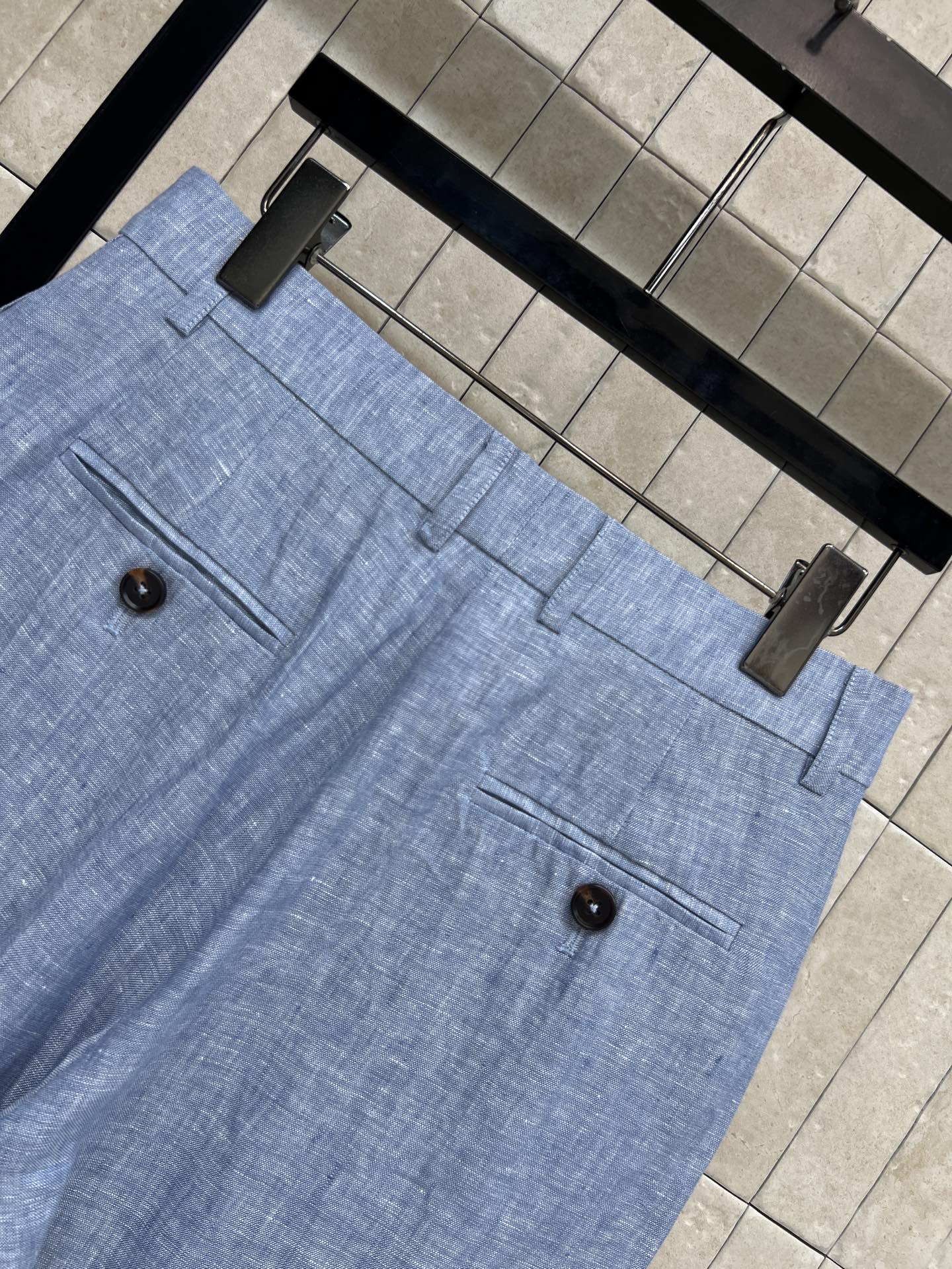 26春夏新款 亚麻高腰阔腿裤 采用纯亚麻面料 高腰设计+宽松直筒剪裁 修饰腿型超显瘦 通勤日常都OK 百