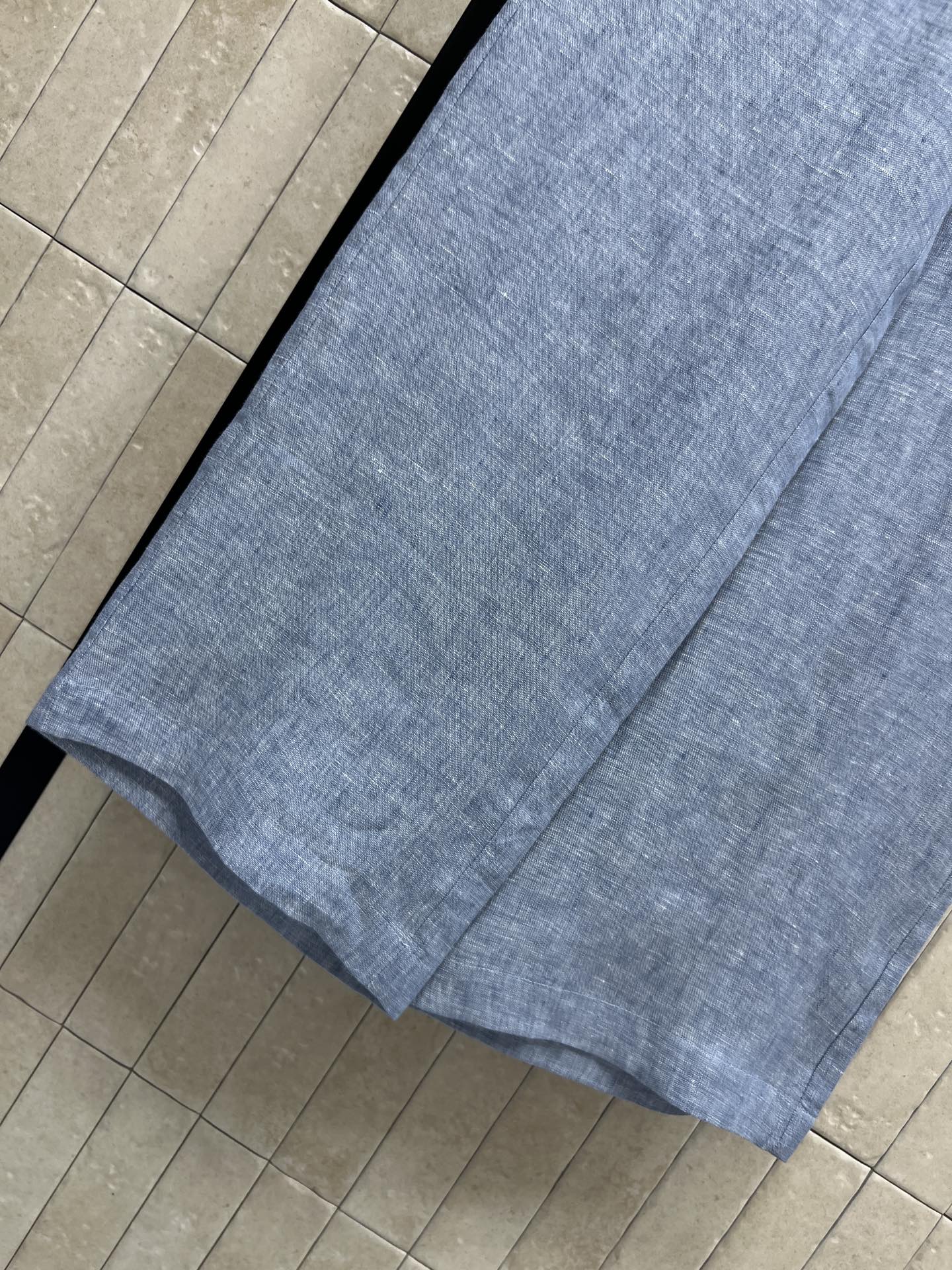 26春夏新款 亚麻高腰阔腿裤 采用纯亚麻面料 高腰设计+宽松直筒剪裁 修饰腿型超显瘦 通勤日常都OK 百