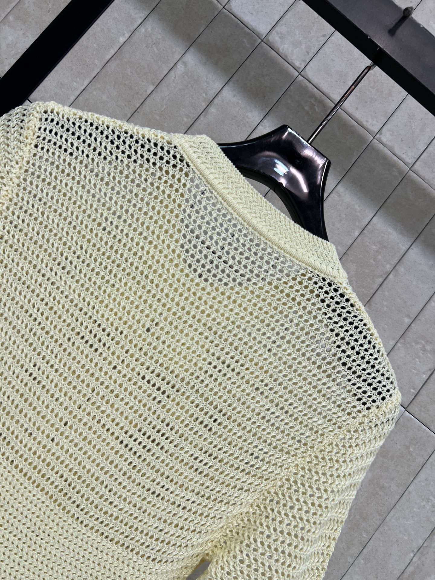 Self家 26春夏新款 镂空针织连衣裙 短袖+荷叶边抽绳收腰 修饰身材比例 立体钩花点缀 柔美又精致 