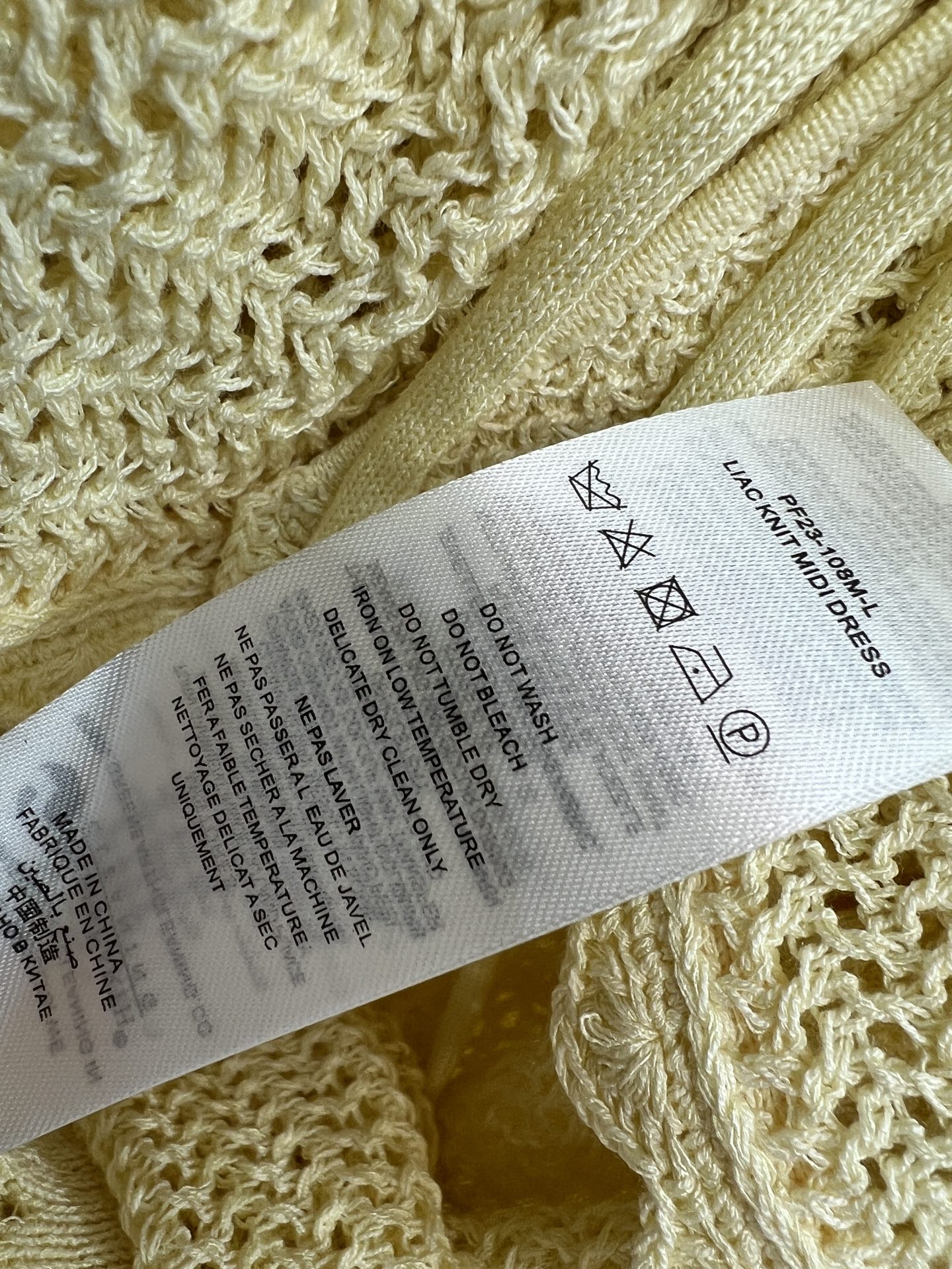 Self家 26春夏新款 镂空针织连衣裙 短袖+荷叶边抽绳收腰 修饰身材比例 立体钩花点缀 柔美又精致 