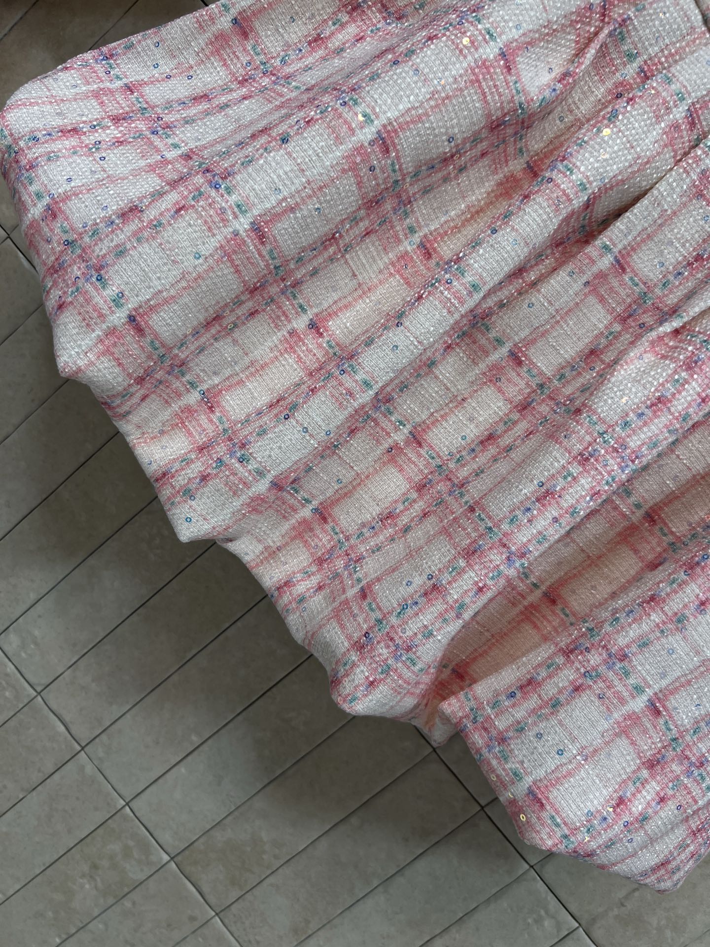 C家 26春夏新款 格纹短款套装 圆领短袖上衣+高腰花苞裙 小香风设计 甜美又优雅 白色翻领+蝴蝶结 下