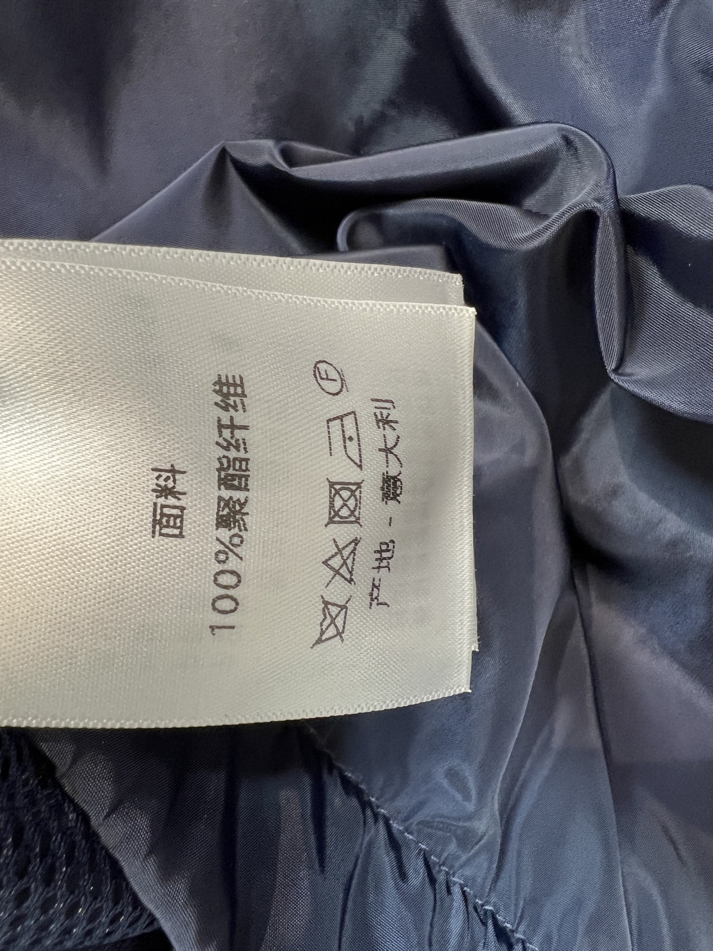 D家 26春夏新款 连帽马甲套装 连帽马甲外套+抽绳长裤 面料顺滑透气 金属拉链开合 穿脱方便 下摆松紧