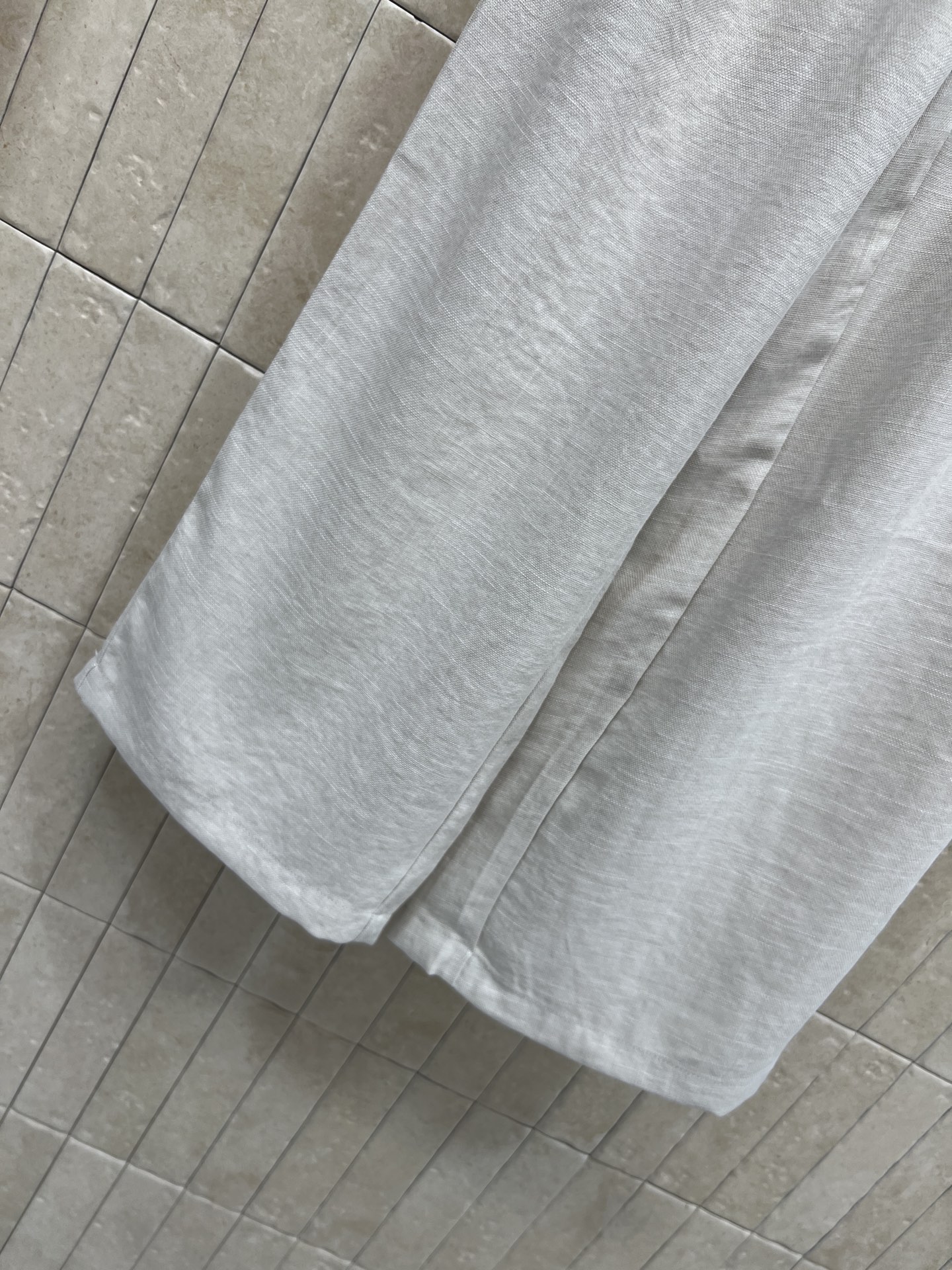 MIU家 26夏季新款 抽绳阔腿长裤 高腰松紧+抽绳设计 修饰腰线还很灵活 宽松直筒裤型遮肉显瘦 梨形身