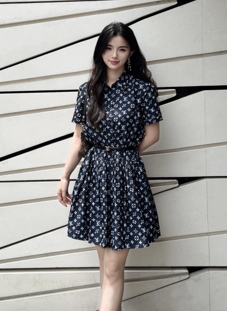 NO:835250,Upper body picture,,19860909上身图,,,Women's clothing