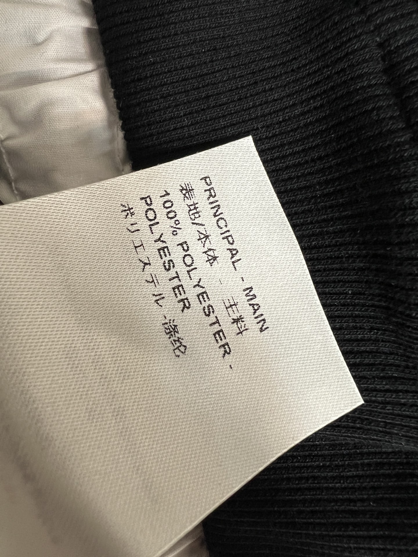L家 26夏季新款 立体提花短袖 经典logo图案立体感十足 细节超精致 高品质面料 柔软透气 正肩短袖