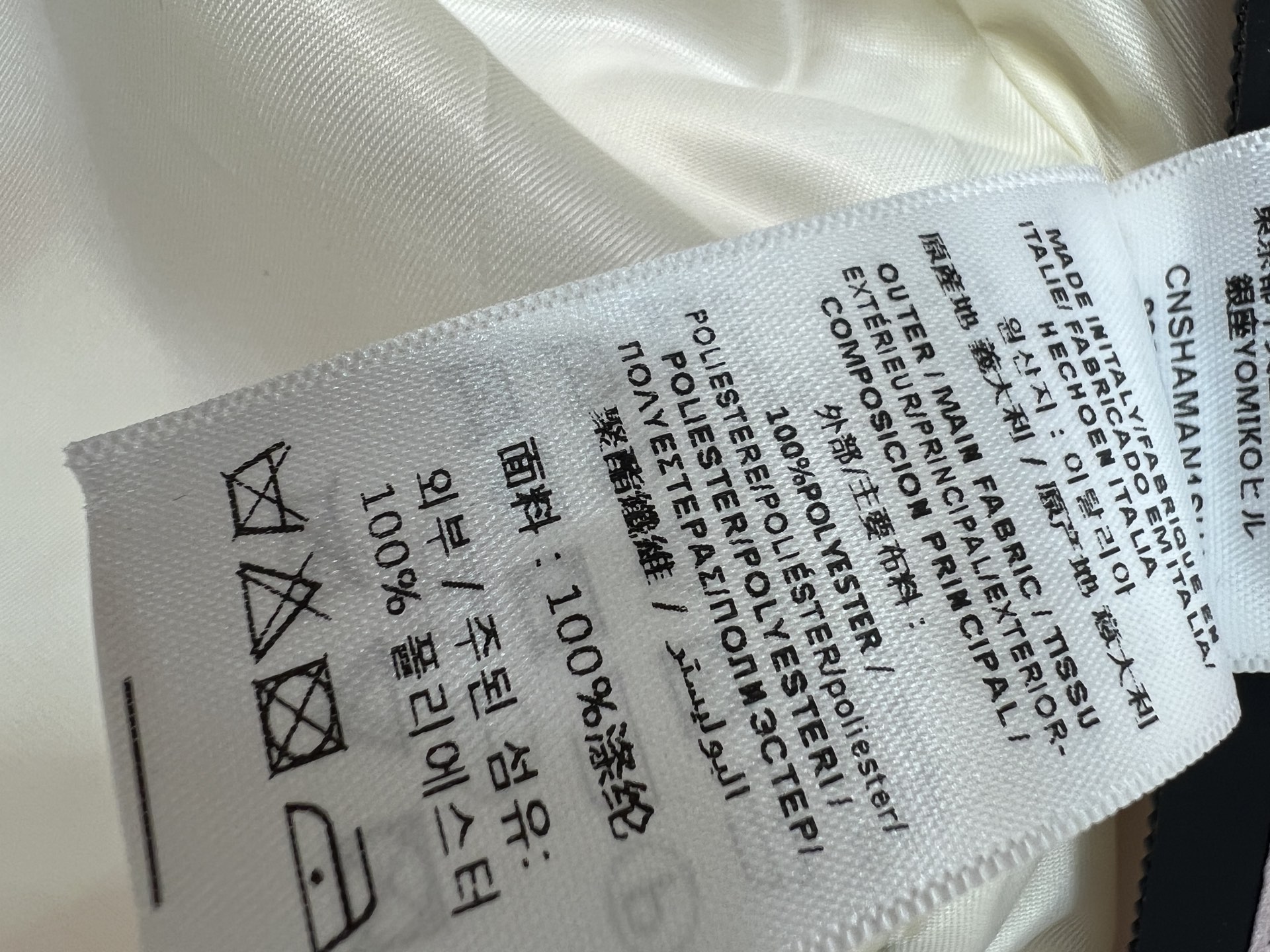 BUR家 26夏季新款 格纹连帽外套 面料轻薄又透气 帽子可调节松紧 黑色主拉链+对称口袋 袖口和下摆松