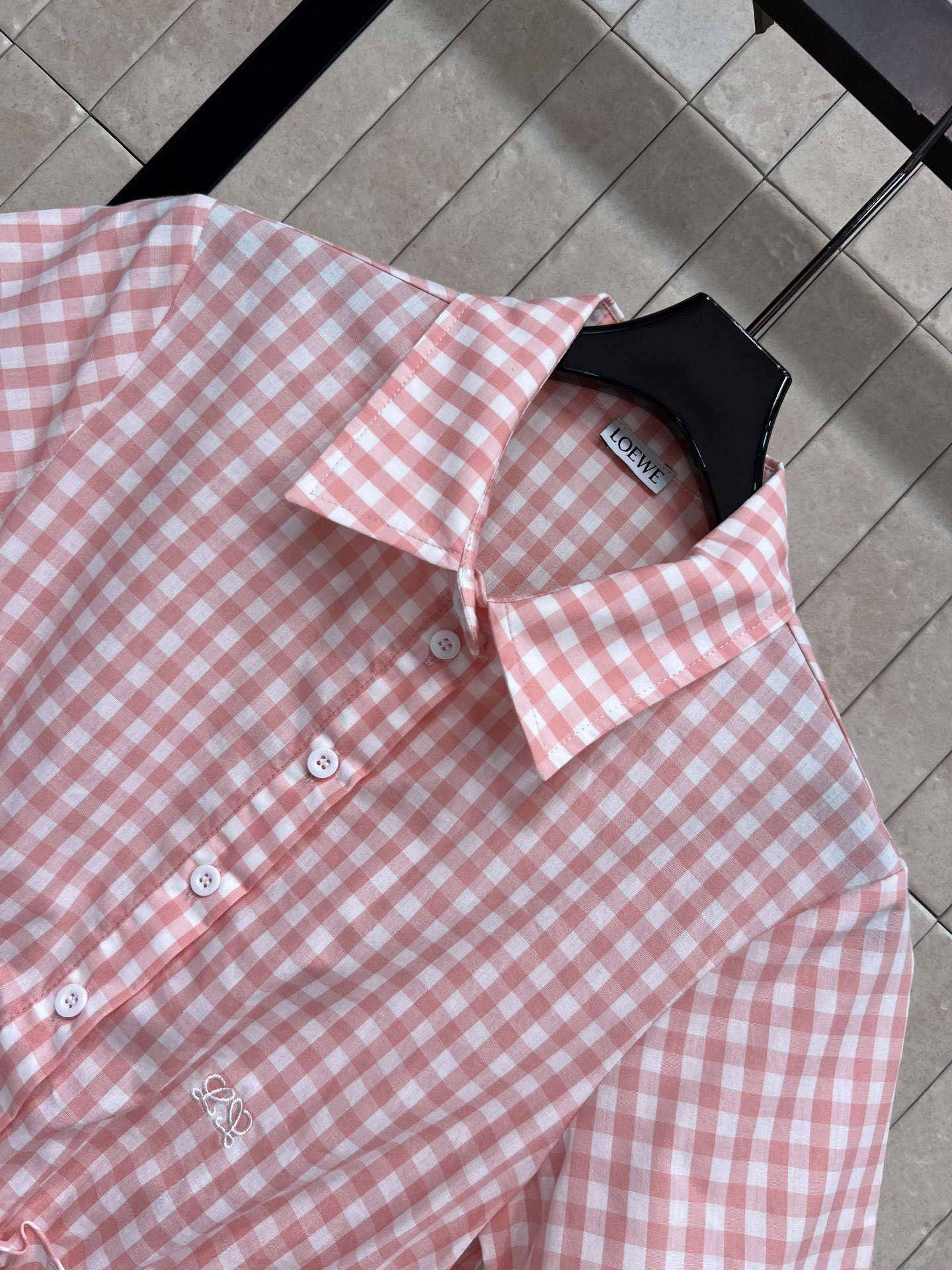 LW家 26夏季新款 粉色格纹连衣裙 轻薄透气面料 夏天穿超舒服不闷汗 A字裙摆+松紧花边收腰 修饰身材