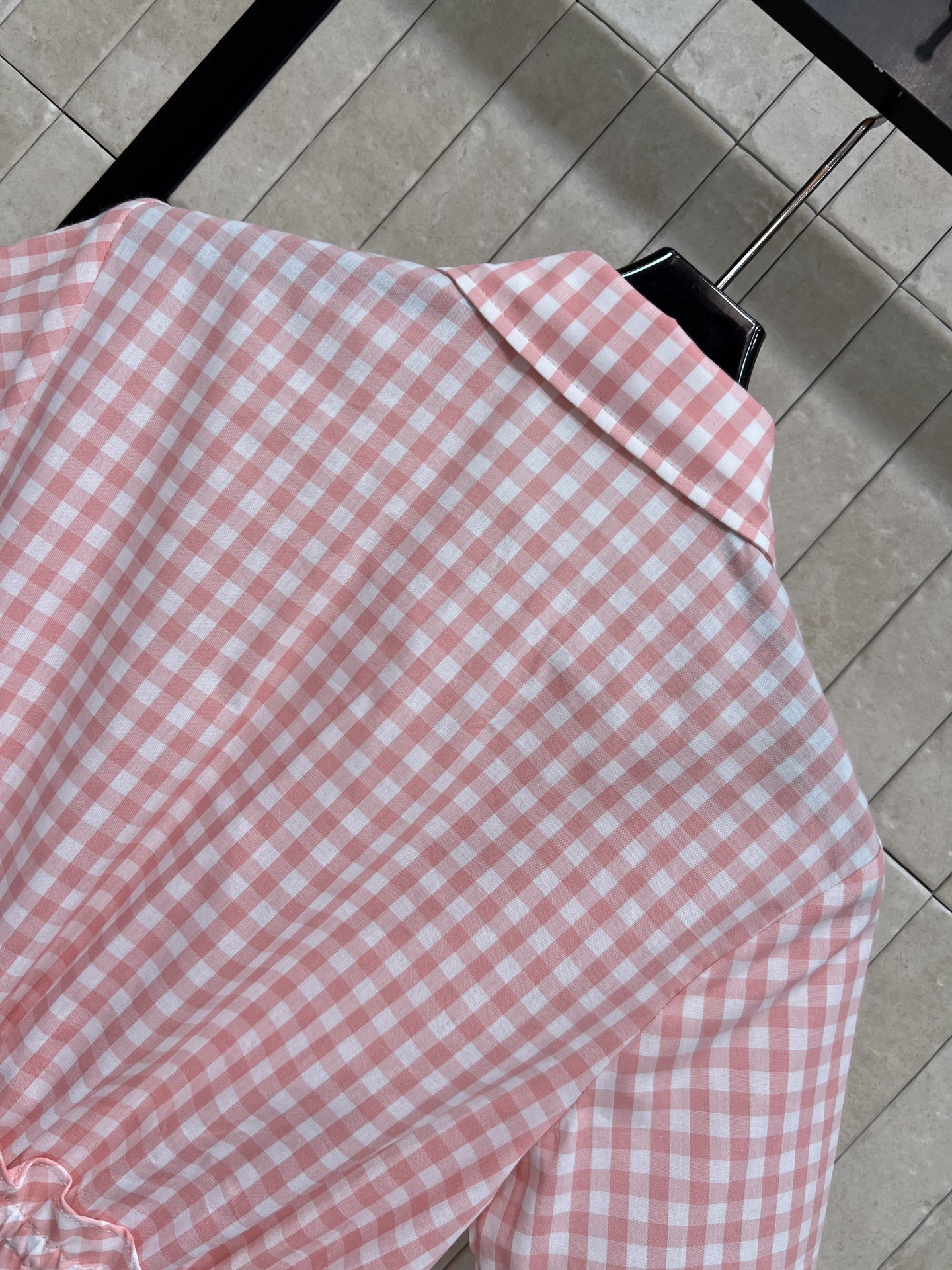 LW家 26夏季新款 粉色格纹连衣裙 轻薄透气面料 夏天穿超舒服不闷汗 A字裙摆+松紧花边收腰 修饰身材