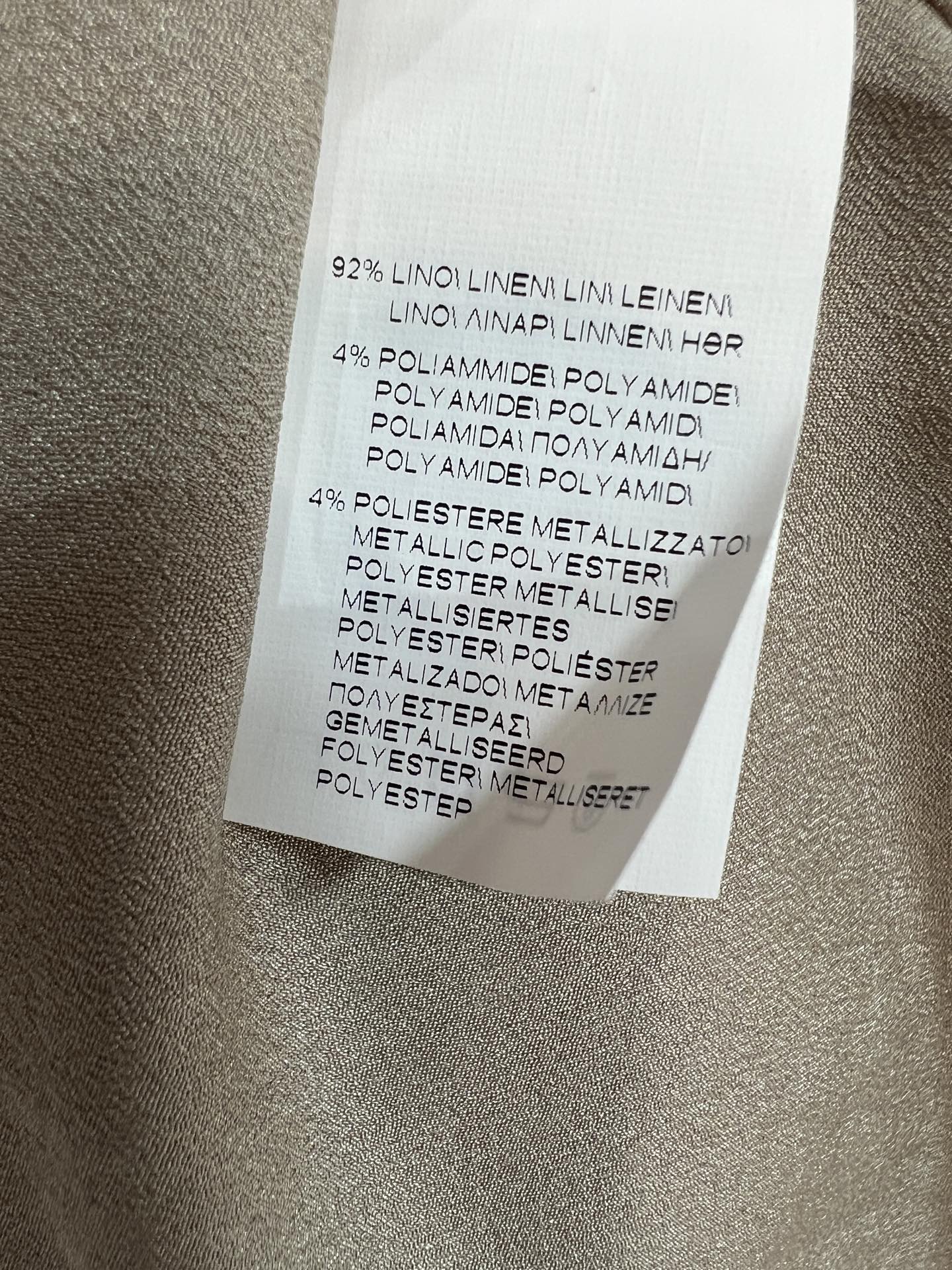 BC家 26夏季新款 亚麻无袖连衣裙 采用亚麻混纺面料 透气又吸湿 夏天穿超舒服 无袖背心设计 背后拉链