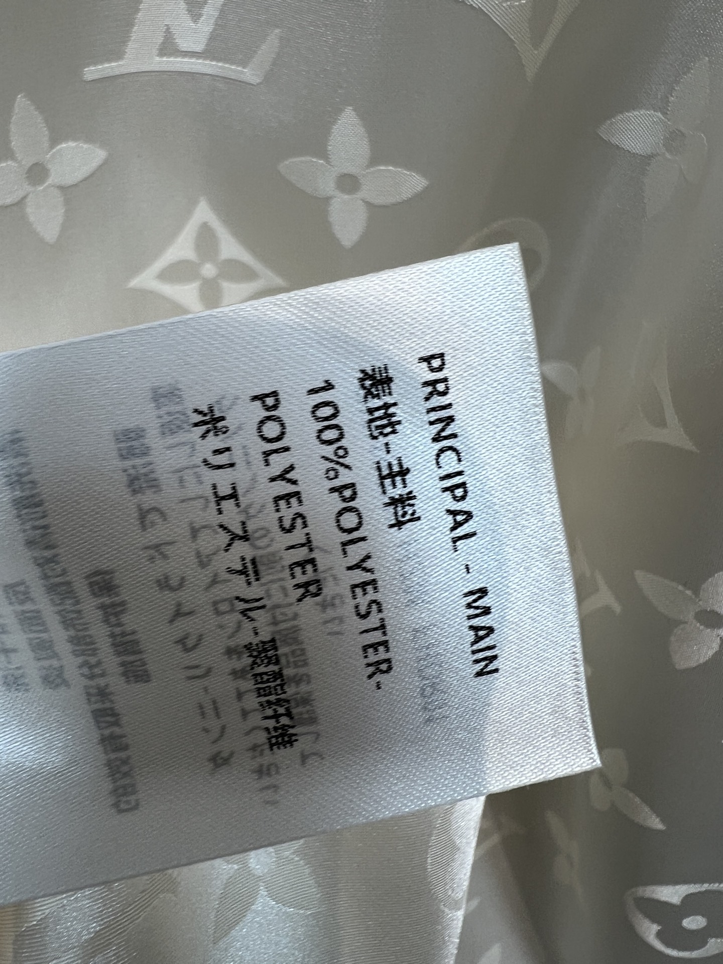 L家 26夏季新款 提花收腰连衣裙  挺括顺滑面料不易皱 柔光自带细腻光泽 短袖衬衫式剪裁+金属拉链 两