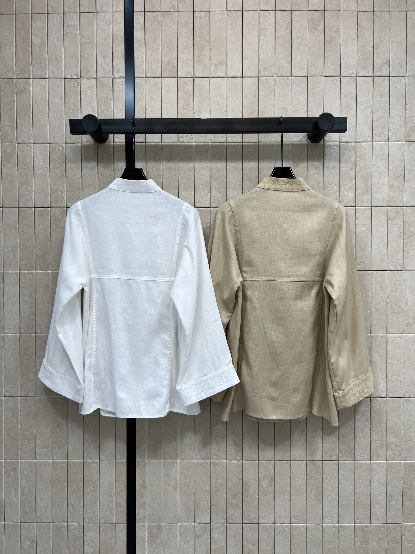 lp🌹家 26夏季新款 新中式亚麻衬衫 采用亚麻面料 透气吸湿 夏天穿超舒服 新中式立领+复古木扣 七分