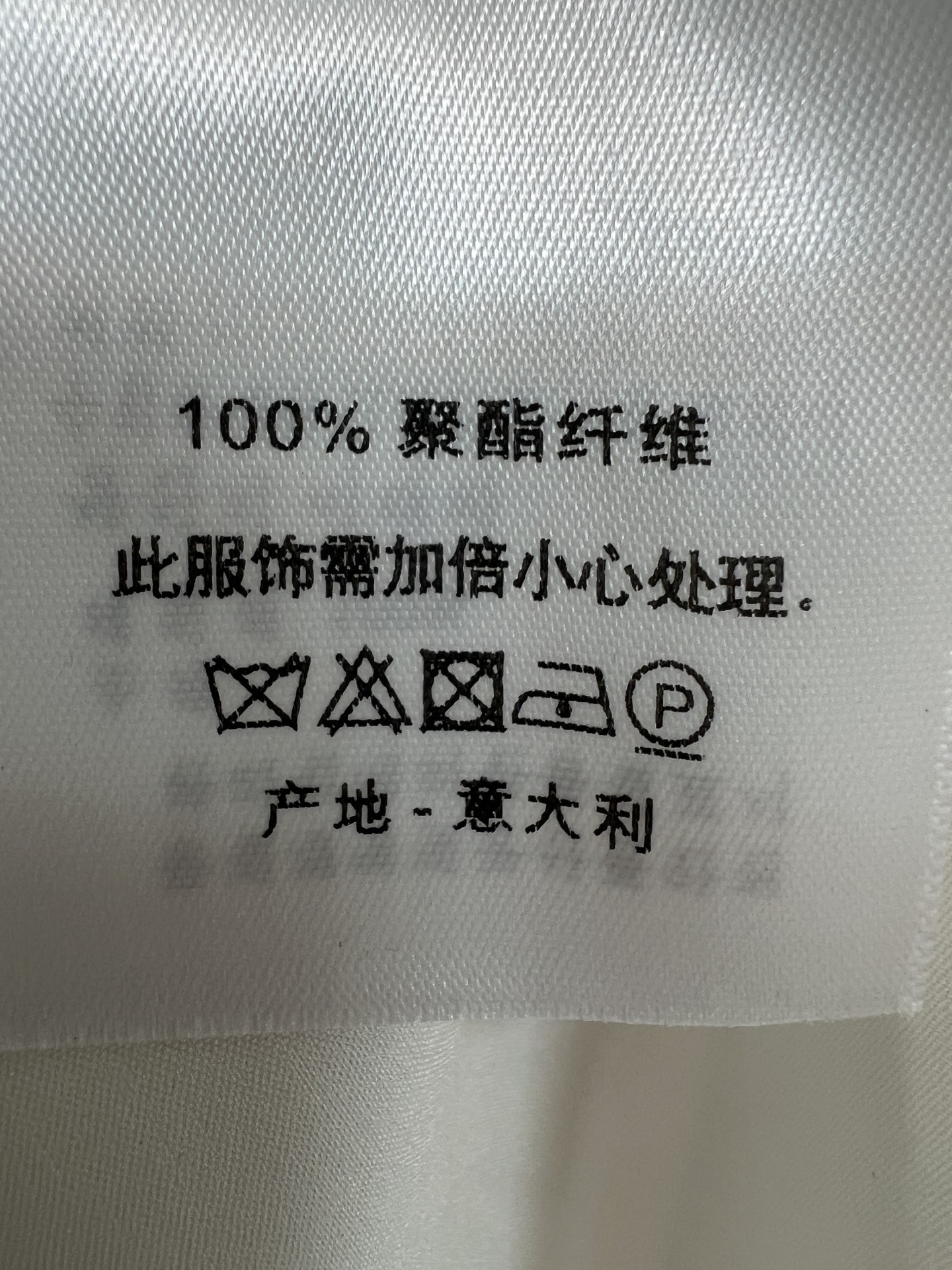 D家 26夏季新款 花卉衬衫连衣裙 经典老花暗纹+粉紫花卉印花 复古又温柔 面料轻盈透气 翻领短袖+全开