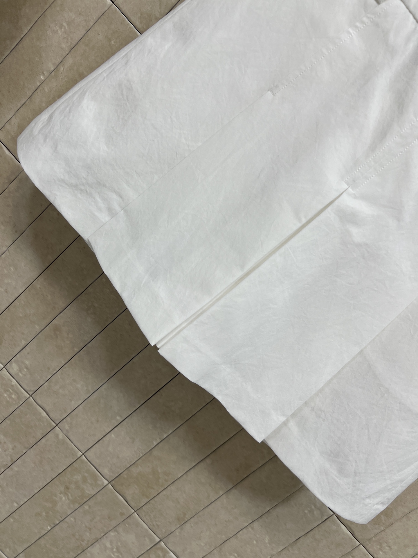 C家 26夏季新款 刺绣马甲套装 无袖衬衫+短裤 面料轻薄透气超适合夏天 拉链穿脱方便 口袋双C刺绣精致