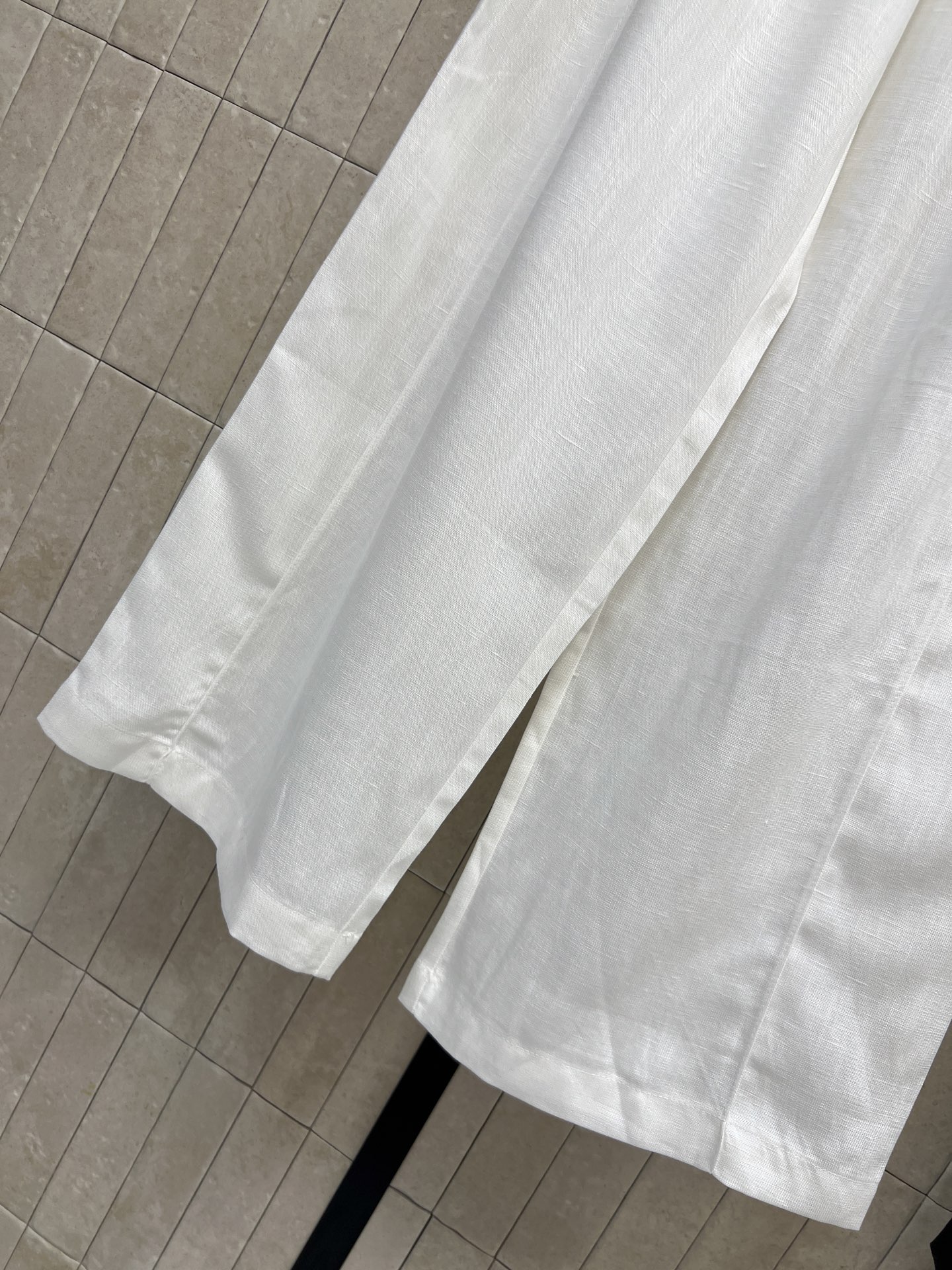 D家 26夏季新款 亚麻高腰阔腿裤 采用亚麻面料 轻薄透气 夏天穿超舒服 高腰设计 显瘦显高梨形身材友好