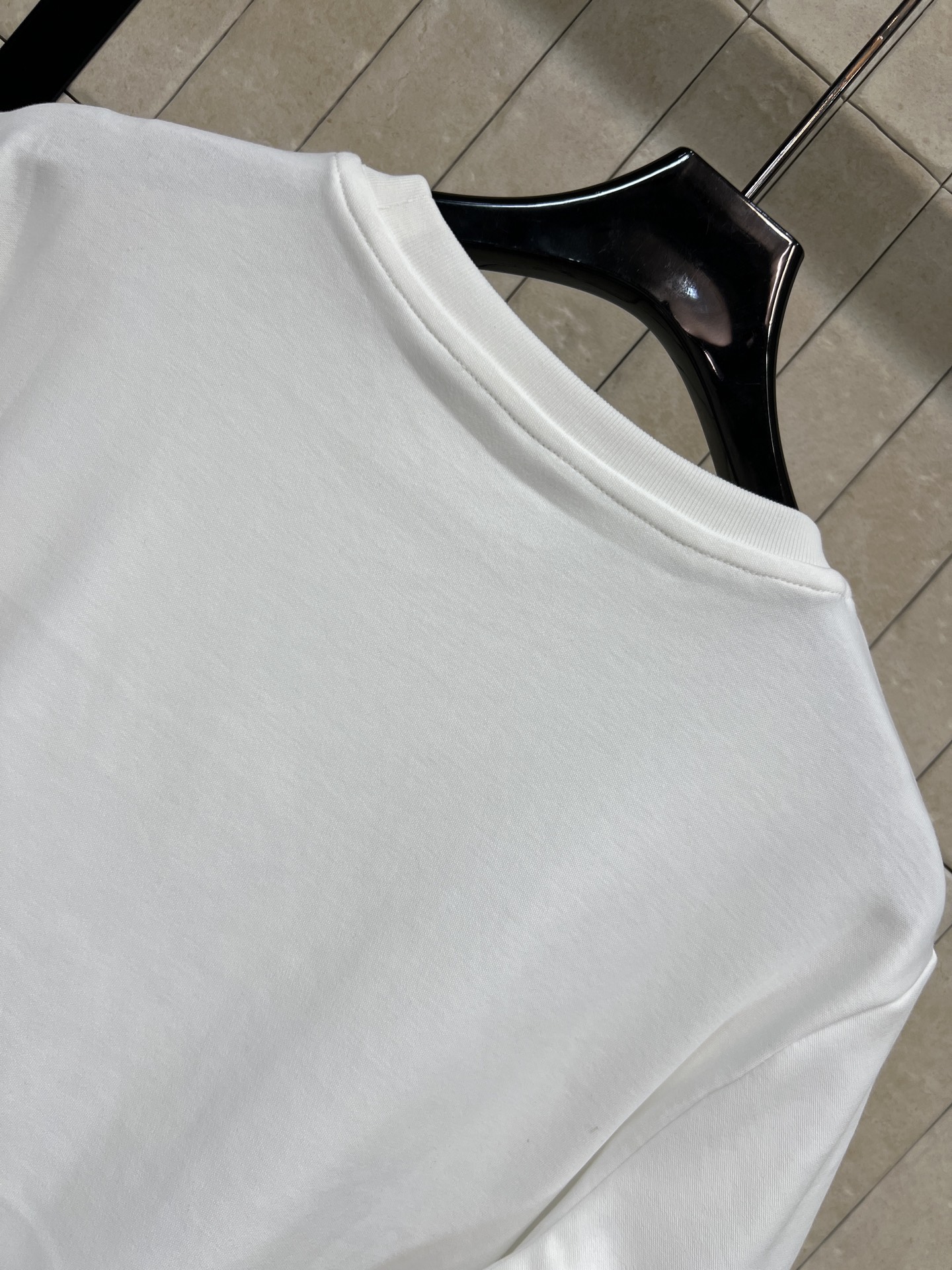 루이비통 여성 반팔 131859 Louis Vuitton T Shirt 썸네일 이미지
