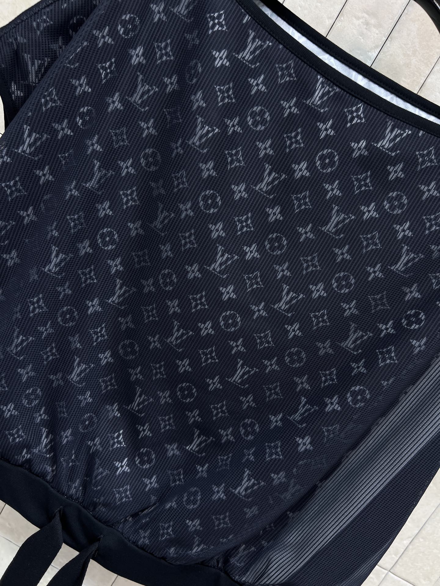 루이비통 여성 반팔 131861 Louis Vuitton T Shirt 썸네일 이미지