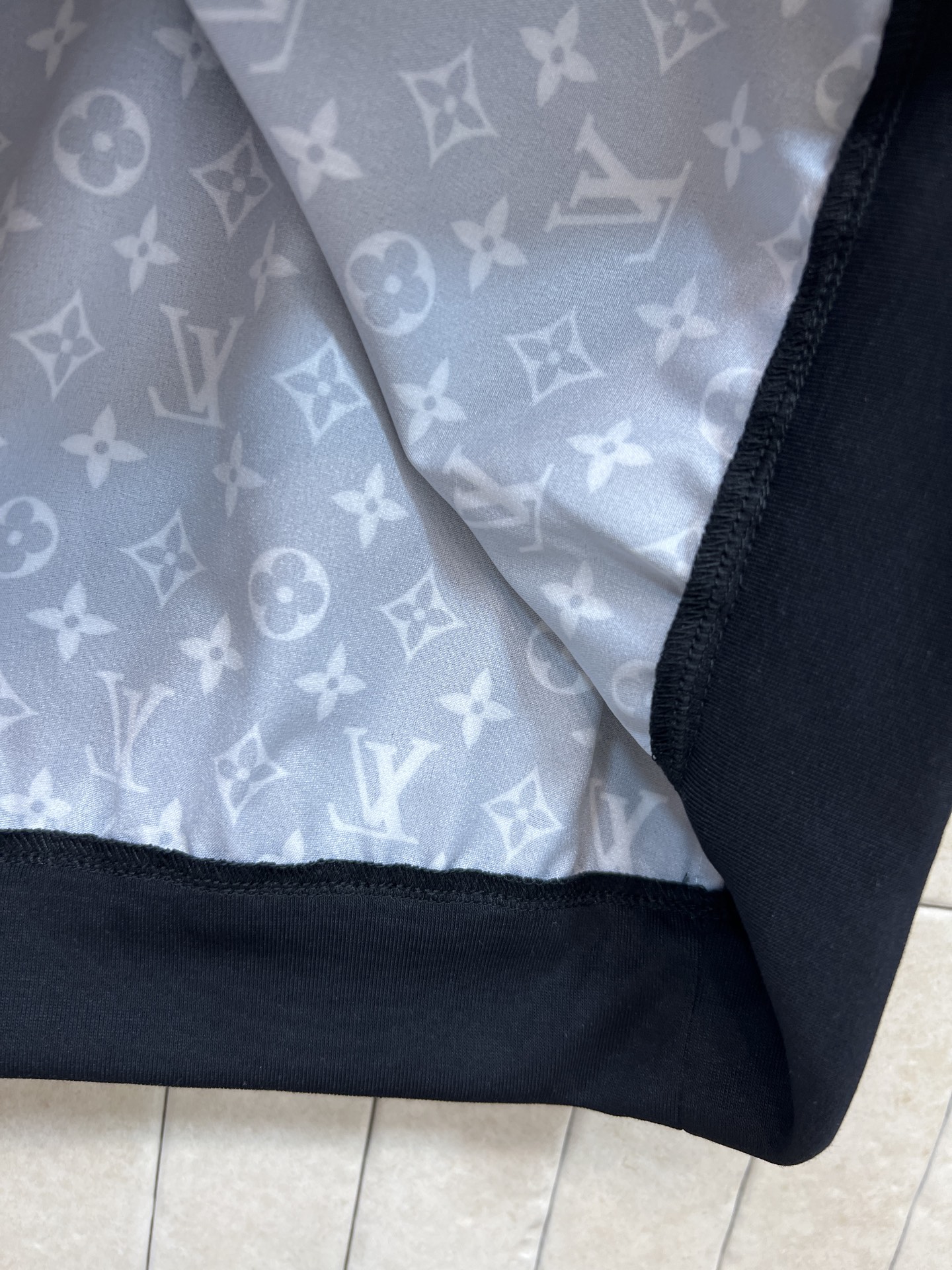 루이비통 여성 반팔 131861 Louis Vuitton T Shirt 썸네일 이미지