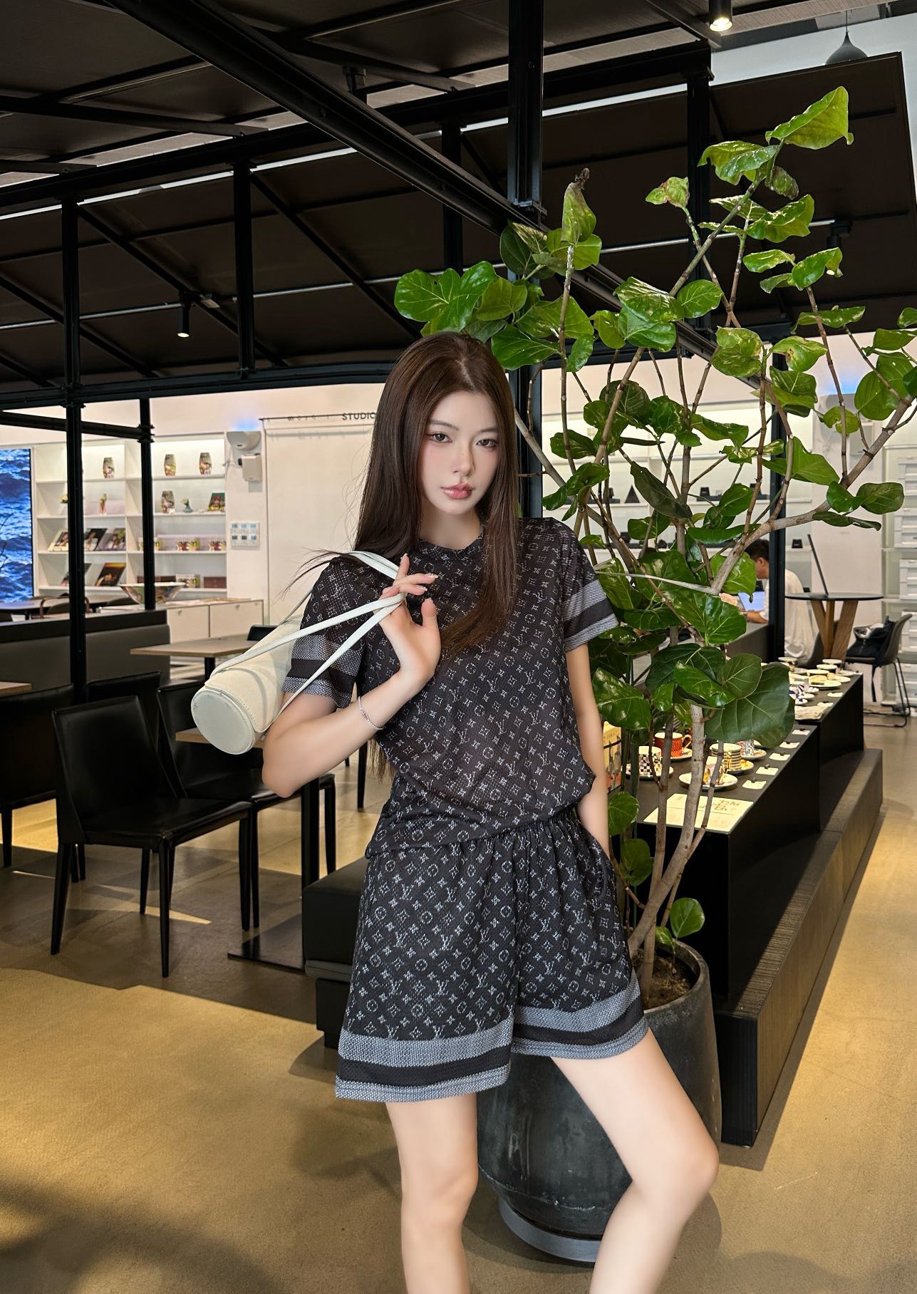 NO:923086,Upper body picture,,19860909上身图,,,Women's clothing