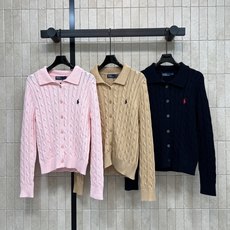 pol家 26早秋新款 针织长袖开衫 采用羊毛针织面料 软糯亲肤胸口精致刺绣增添辨识度 单排同色系纽扣开合穿脱便捷 罗纹 pol家 26早秋新款 针织长袖开衫 采用羊毛针织面料 软糯亲肤胸口精致刺绣增添辨识度 单排同色系纽扣开合穿脱便捷 罗纹
