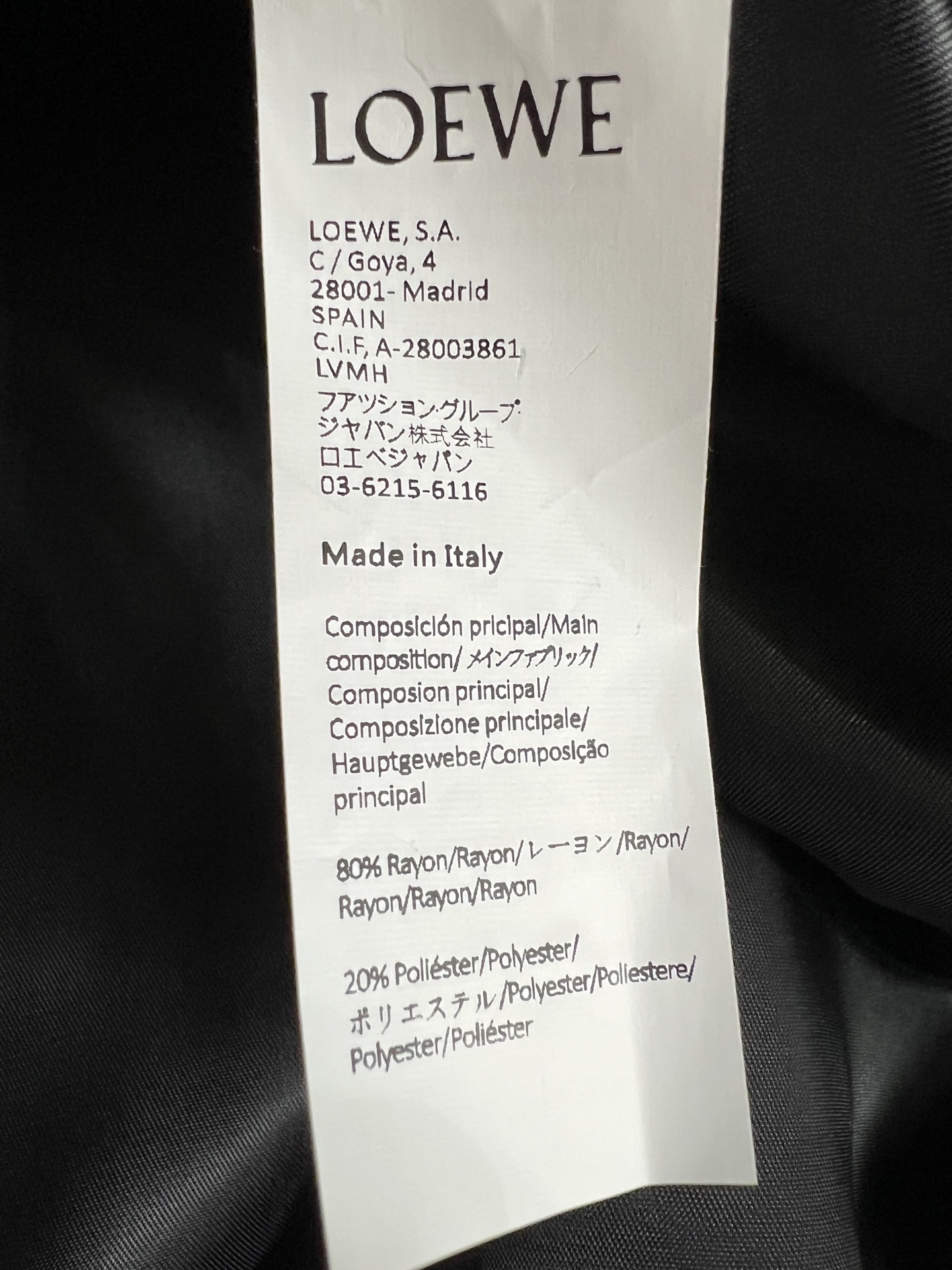 LW家 26早秋新款 撞色海军领外套 垂顺挺括面料 上身利落显瘦 可拆卸撞色海军领设计 轻松打造层次感 经典双排扣剪裁 