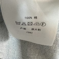 D家 26早秋新款 连帽短款牛仔外套 水洗牛仔棉面料 自带复古做旧质感 可拆卸抽绳连帽设计 金属排扣开合利落大气 胸前精 D家 26早秋新款 连帽短款牛仔外套 水洗牛仔棉面料 自带复古做旧质感 可拆卸抽绳连帽设计 金属排扣开合利落大气 胸前精