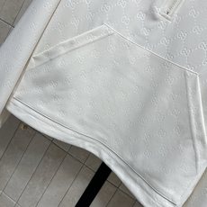 G家 26早秋新款 GG提花套装 立领上衣+高腰长裤 棉质混纺面料 软糯垂顺上身舒适 衣身满印暗纹提花 半开拉链立领上衣 G家 26早秋新款 GG提花套装 立领上衣+高腰长裤 棉质混纺面料 软糯垂顺上身舒适 衣身满印暗纹提花 半开拉链立领上衣