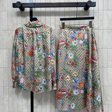 G家 26早秋新款 花卉印花套装 长袖衬衫+高腰半裙 经典老花底纹搭配缤纷多彩花卉印花 单排扣开襟温柔精致 垂顺宽松版 G家 26早秋新款 花卉印花套装 长袖衬衫+高腰半裙 经典老花底纹搭配缤纷多彩花卉印花 单排扣开襟温柔精致 垂顺宽松版