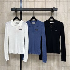 MIU家 26早秋新款 POLO领针织长袖上衣 采用羊毛针织面料 经典翻领polo设计搭配半开扣门襟 衣身自带肌理层次感 MIU家 26早秋新款 POLO领针织长袖上衣 采用羊毛针织面料 经典翻领polo设计搭配半开扣门襟 衣身自带肌理层次感