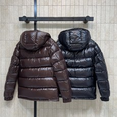 MO家 26秋冬新款 连帽羽绒外套 自带光泽质感 大气耐看 可拆卸帽子搭配立领护颈 锁温防风 横向大方格90鹅绒填充 蓬 MO家 26秋冬新款 连帽羽绒外套 自带光泽质感 大气耐看 可拆卸帽子搭配立领护颈 锁温防风 横向大方格90鹅绒填充 蓬