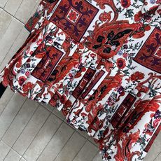 L家 26早秋新款 印花衬衫连衣群 面料顺滑垂顺 复古佩斯利满印图案 色彩饱满氛围感十足 领口飘带设计 优雅灵动 长袖搭 L家 26早秋新款 印花衬衫连衣群 面料顺滑垂顺 复古佩斯利满印图案 色彩饱满氛围感十足 领口飘带设计 优雅灵动 长袖搭