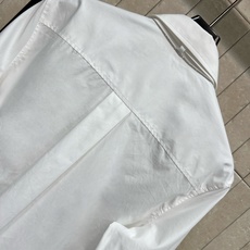 BC家 26早秋新款 领带长袖衬衫 面料挺括不易皱 经典翻领版型 自带同色系可拆卸领带 自带利落学院氛围感 圆弧下摆剪裁 BC家 26早秋新款 领带长袖衬衫 面料挺括不易皱 经典翻领版型 自带同色系可拆卸领带 自带利落学院氛围感 圆弧下摆剪裁