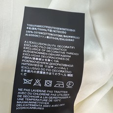 SLP家 26早秋新款 撞色立领短款夹克 棉质面料挺括抗皱 复古撞色斜向拼接 利落立领搭配拉链门襟 下摆松紧收边 打造利 SLP家 26早秋新款 撞色立领短款夹克 棉质面料挺括抗皱 复古撞色斜向拼接 利落立领搭配拉链门襟 下摆松紧收边 打造利