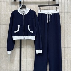 D家 26早秋新款 拼色立领套装 立领外套+高腰长裤 撞色白边设计 衣身细密肌理面料 质感舒适 口袋白边拼接巧妙点睛 抽 D家 26早秋新款 拼色立领套装 立领外套+高腰长裤 撞色白边设计 衣身细密肌理面料 质感舒适 口袋白边拼接巧妙点睛 抽