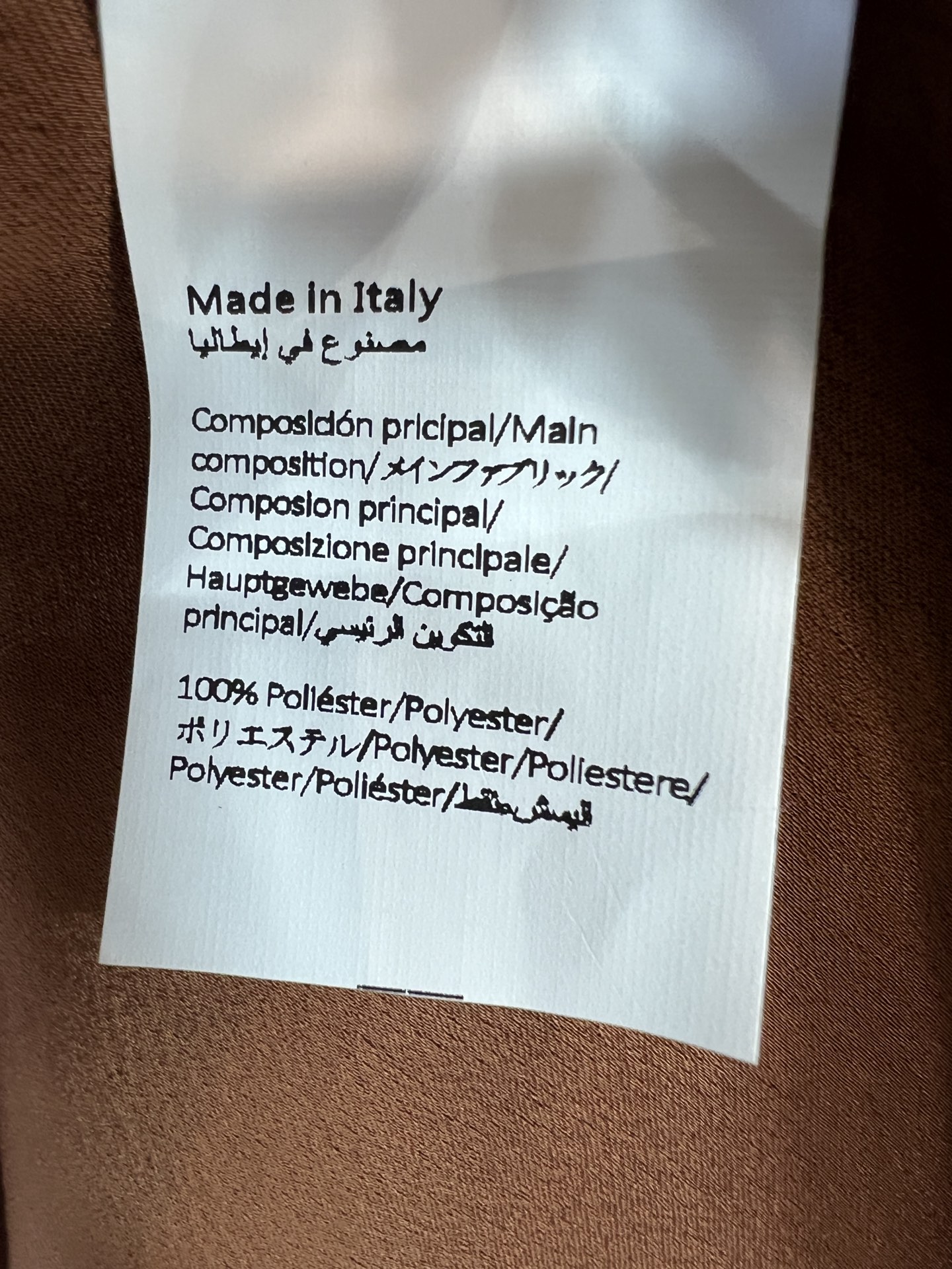 LW家 26早秋新款 披肩翻领长袖衬衫 面料顺滑自带柔和光泽垂坠质感 自带一体式披肩斗篷造型 后背层次氛围感拉满 翻领搭 LW家 26早秋新款 披肩翻领长袖衬衫 面料顺滑自带柔和光泽垂坠质感 自带一体式披肩斗篷造型 后背层次氛围感拉满 翻领搭