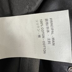 L家 26秋冬新款 烫钻黑色阔腿牛仔裤 挺括黑色牛仔面料 扎实有型不易软塌 裤身满幅精致老花烫钻 在黑底衬托下闪而不张扬 L家 26秋冬新款 烫钻黑色阔腿牛仔裤 挺括黑色牛仔面料 扎实有型不易软塌 裤身满幅精致老花烫钻 在黑底衬托下闪而不张扬