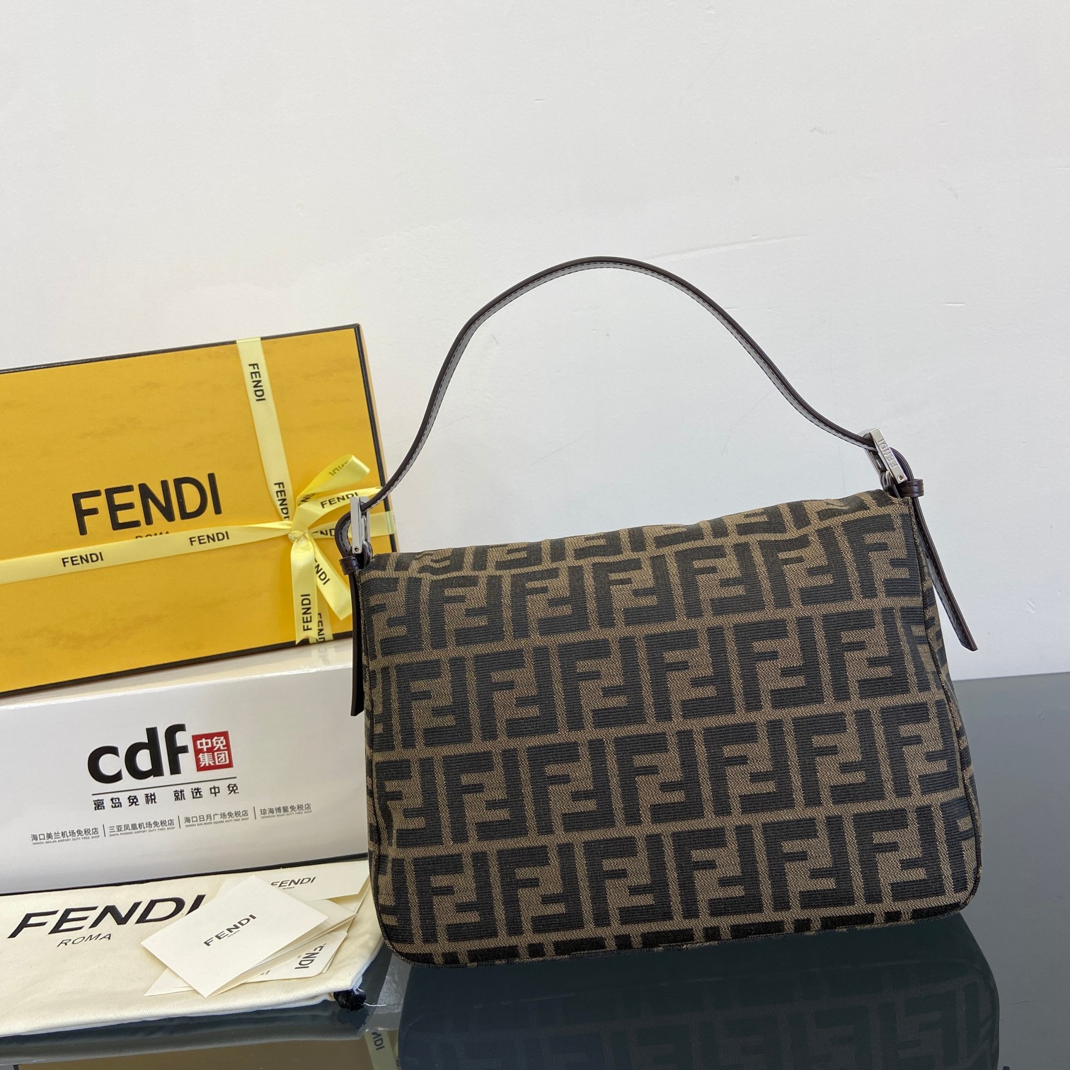 Fendi's new and upgraded model debuts at a premium level. silver buckle