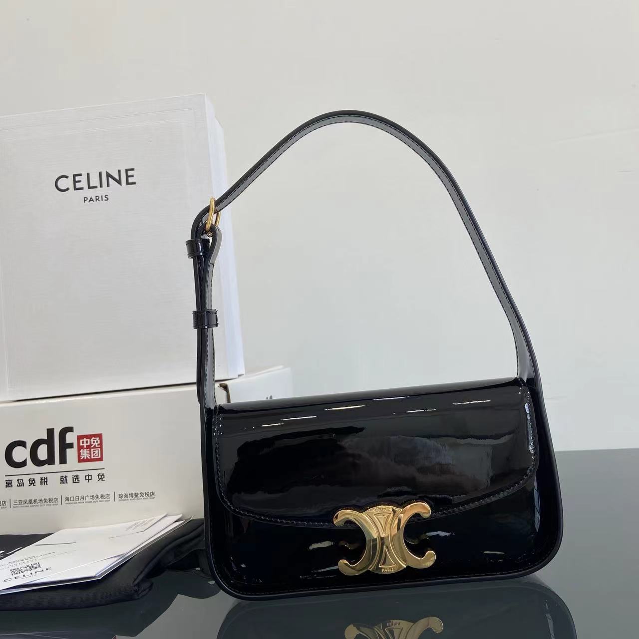 Fendi's new upgraded model is the first high-end product, upgraded version, original leather