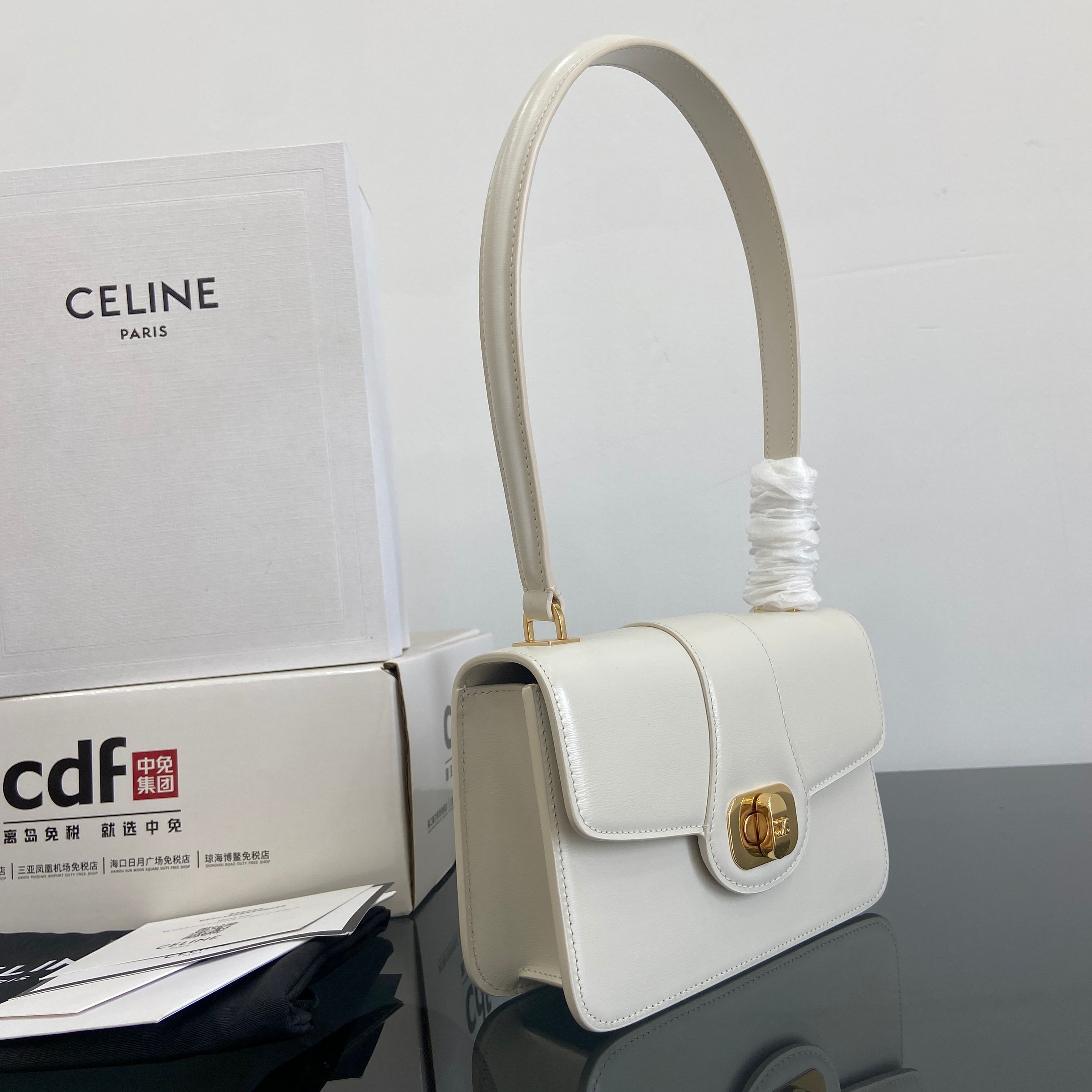 Fendi new product upgrade, first release of high-end goods, upgraded version, genuine grade, original leather
